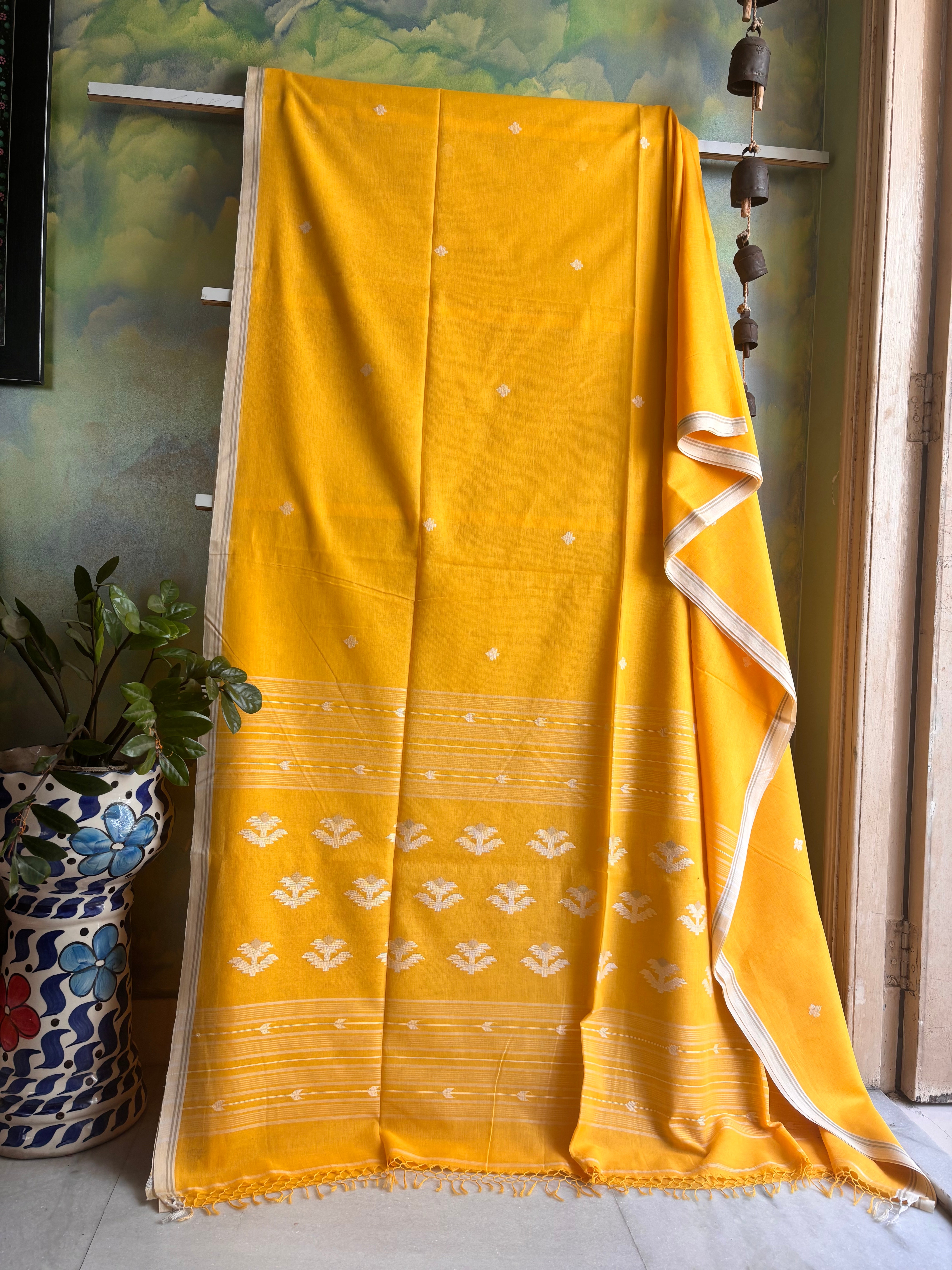 Handwoven Yellow Colour Cotton Jamdani Saree