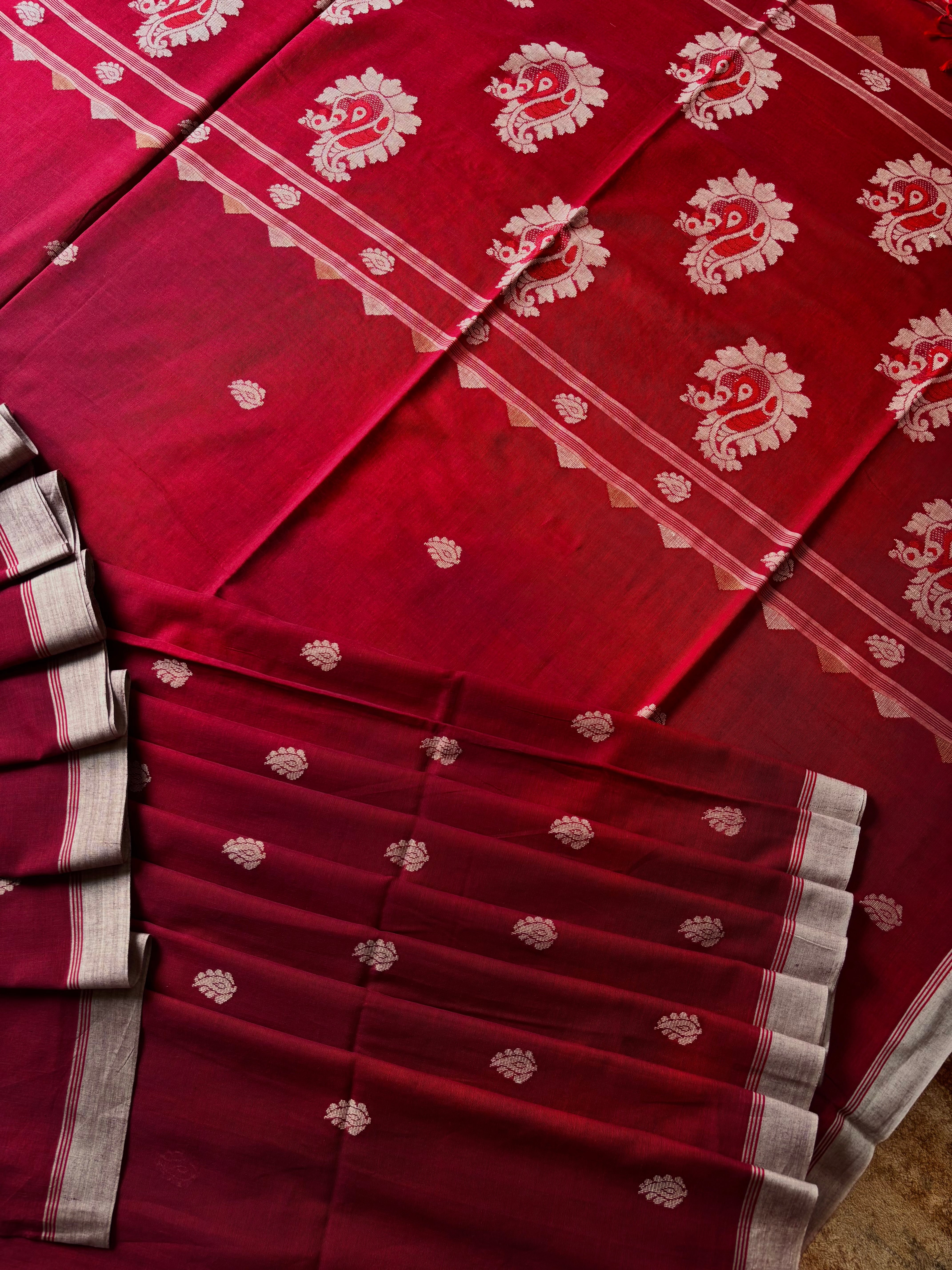 Handwoven Maroonish Red Colour Cotton Jamdani Saree