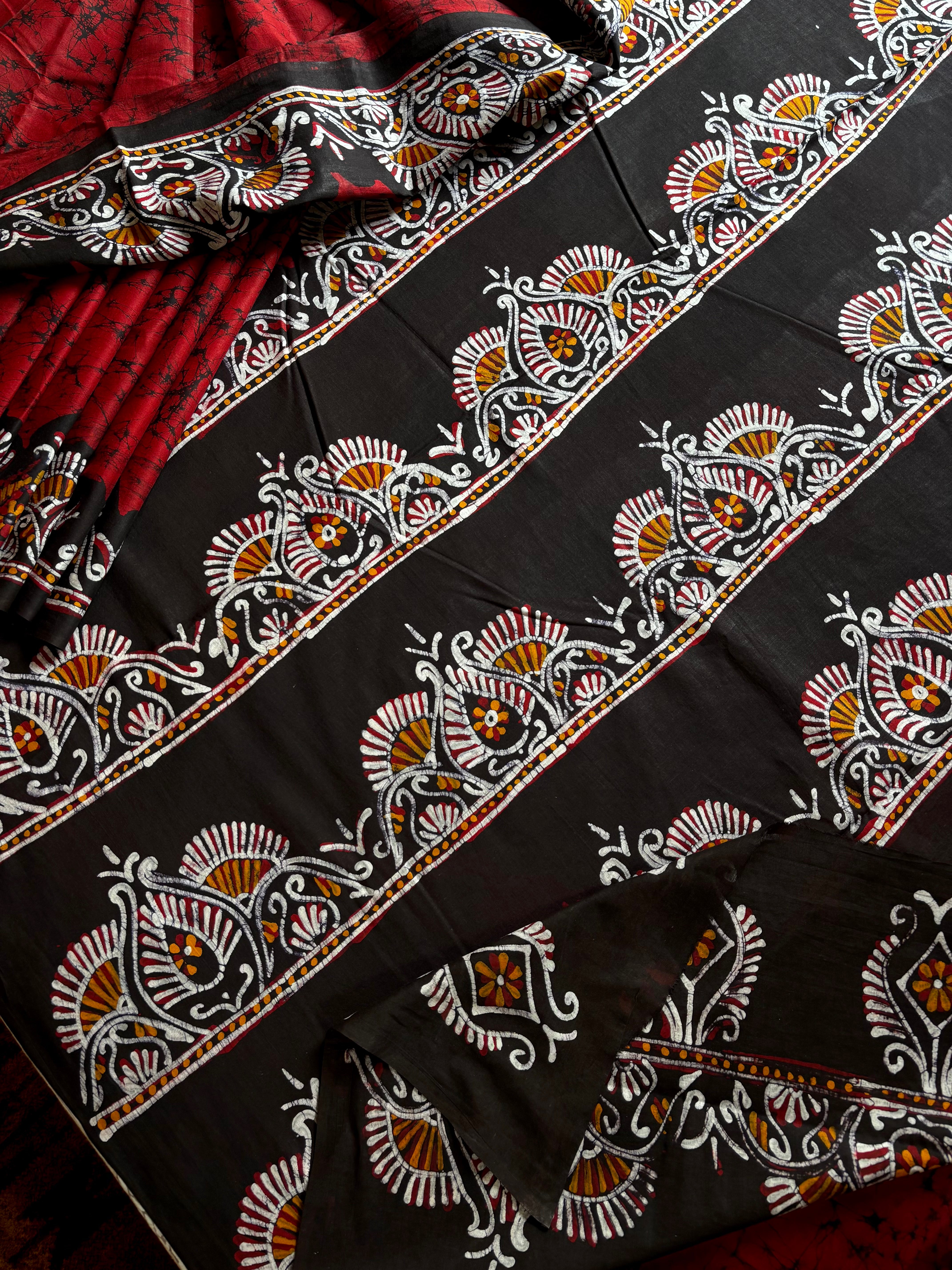 Hand Batik Maroonish Red Mul Cotton Saree