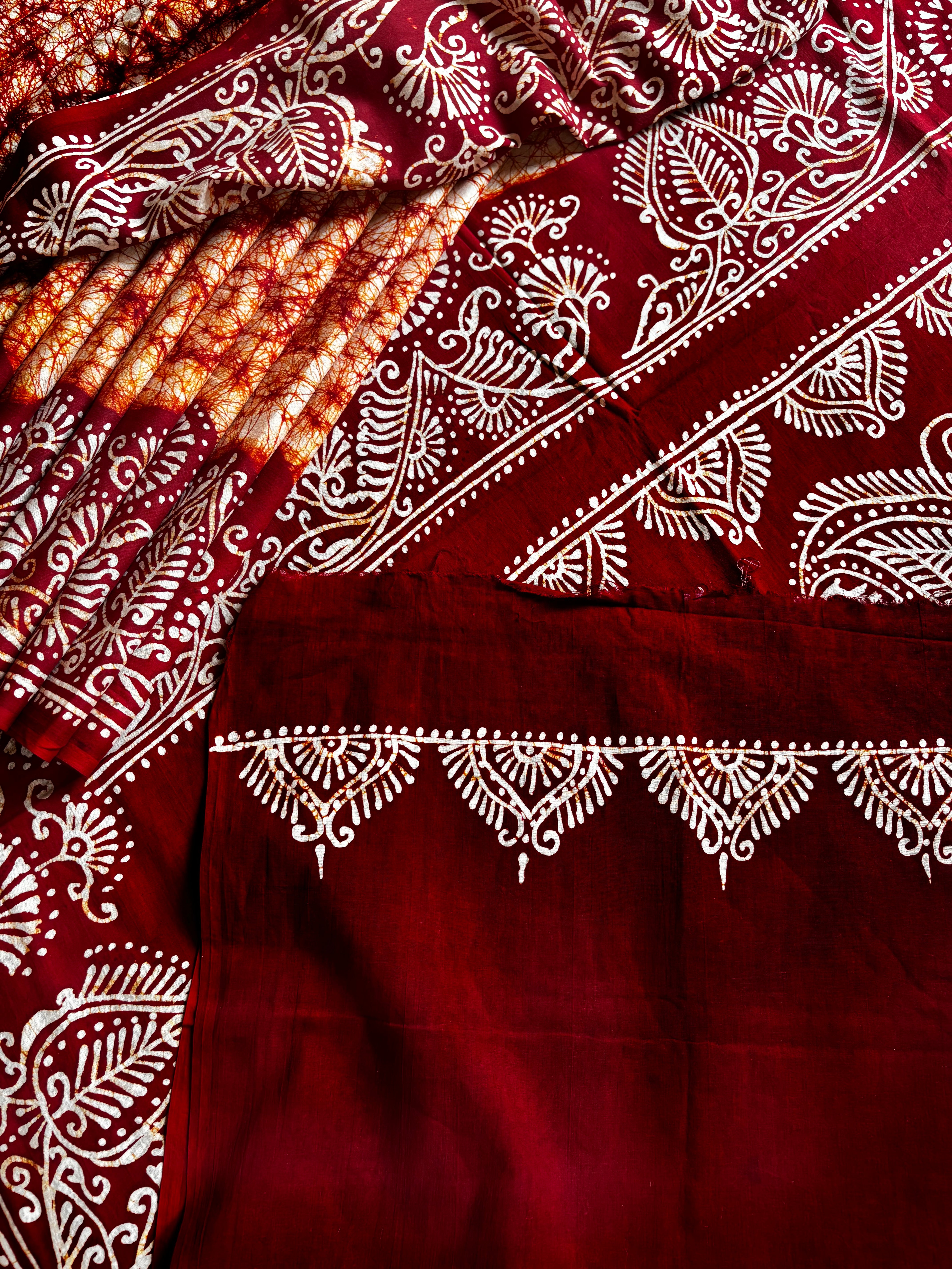 Hand Batik Orange Red Mul Cotton Saree