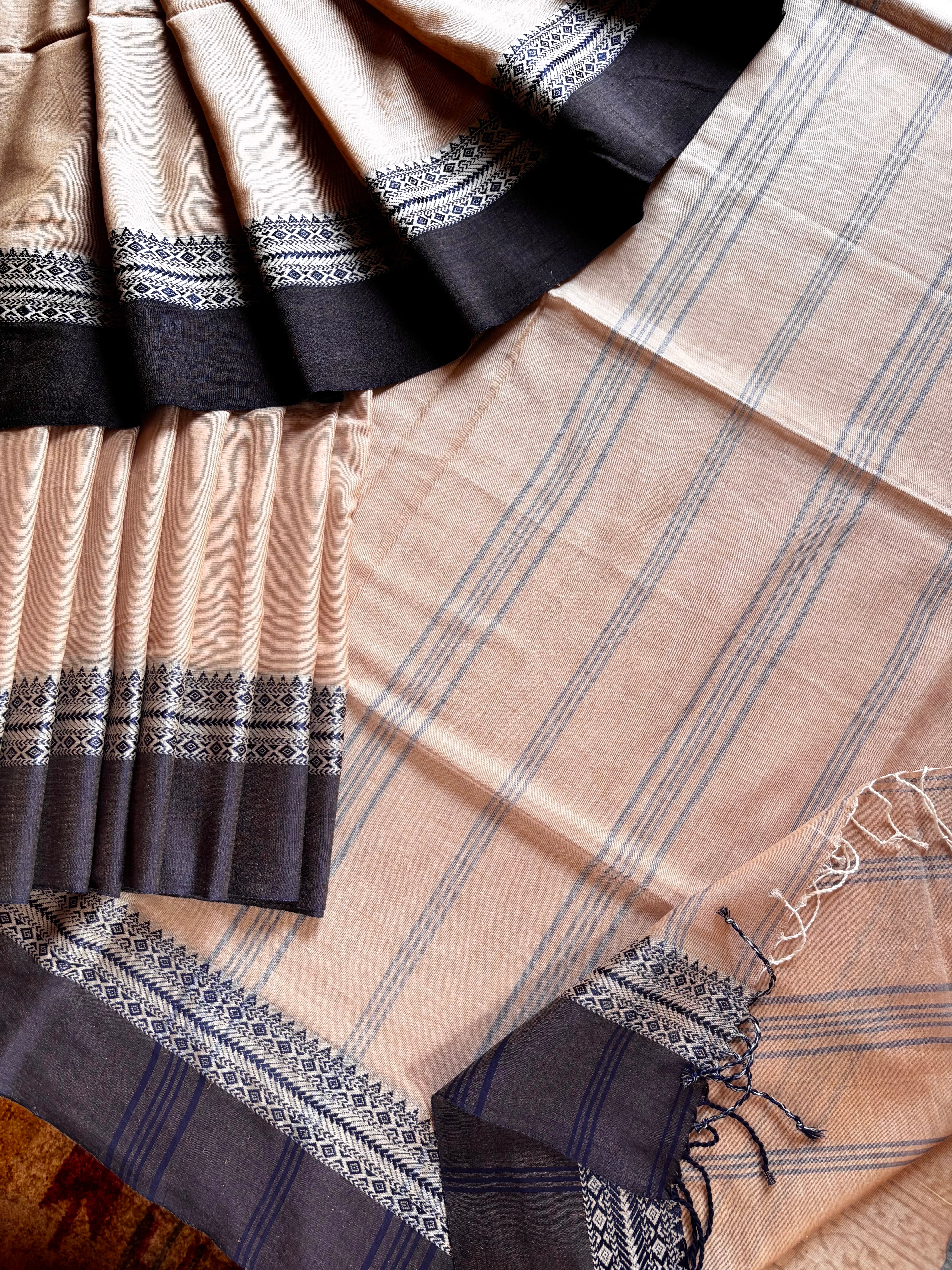 Handwoven Beige Black Phulia Cotton Saree