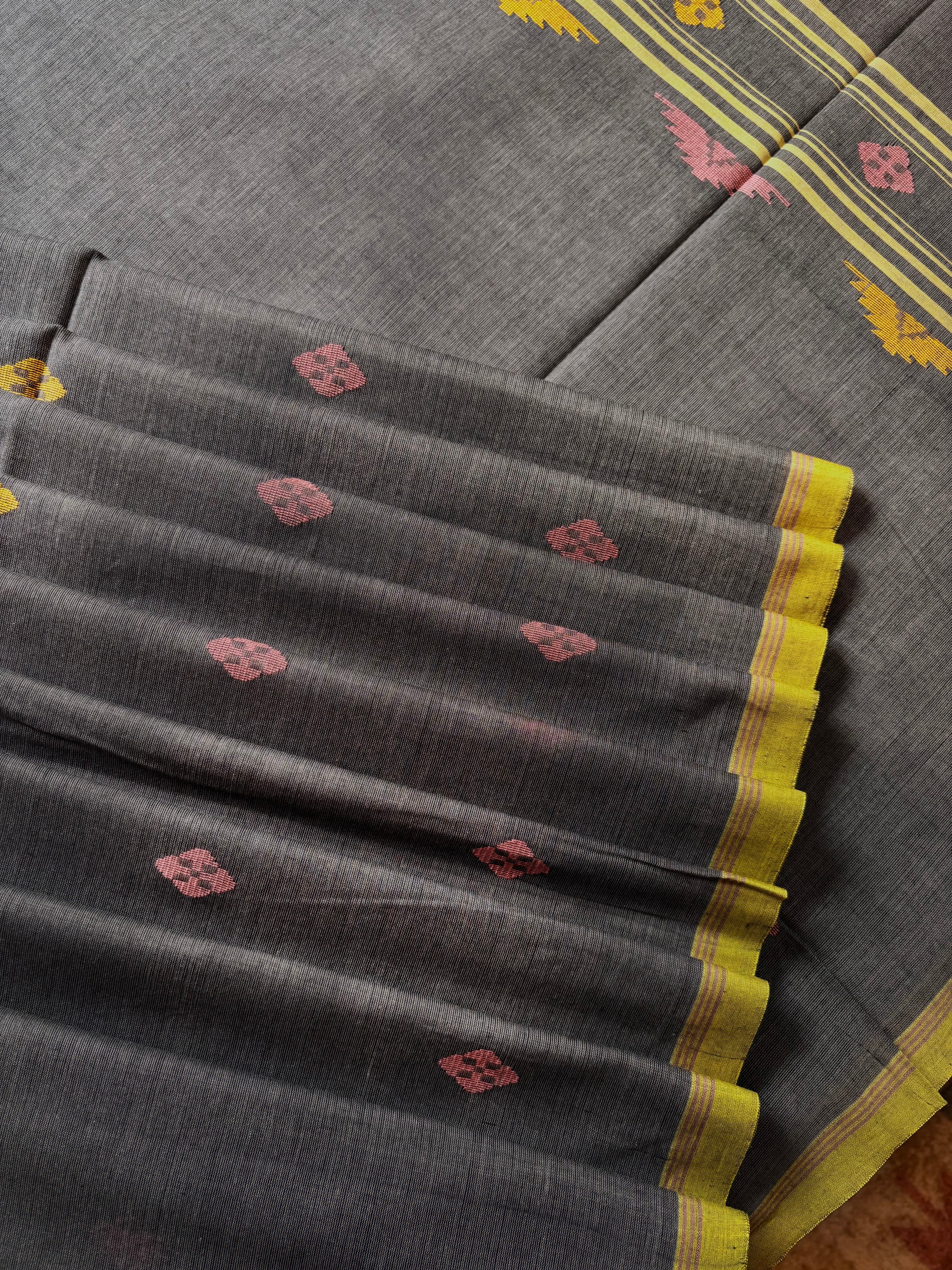 Handwoven Grey Colour Cotton Jamdani Saree