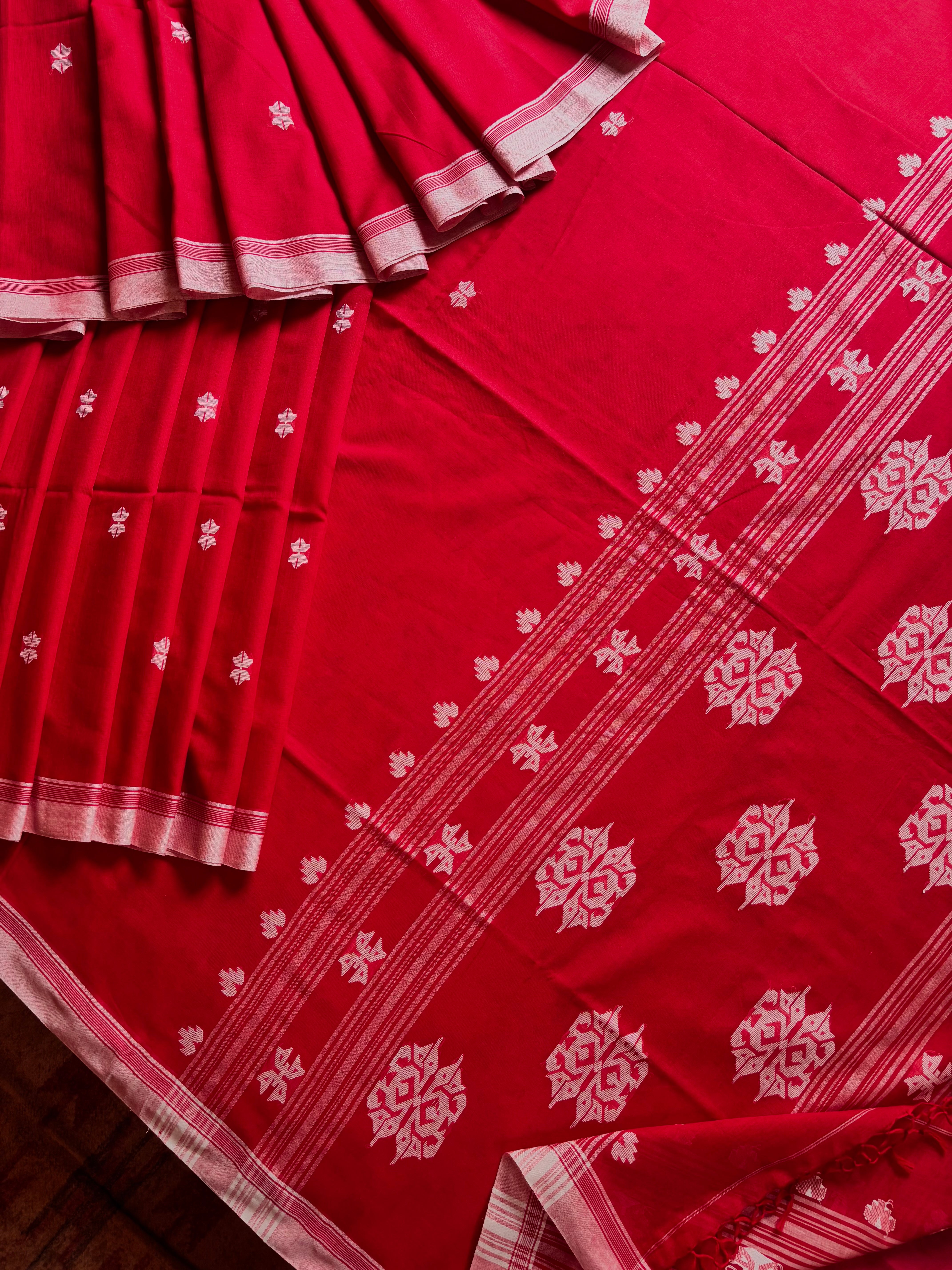 Handwoven Red Colour Cotton Jamdani Saree