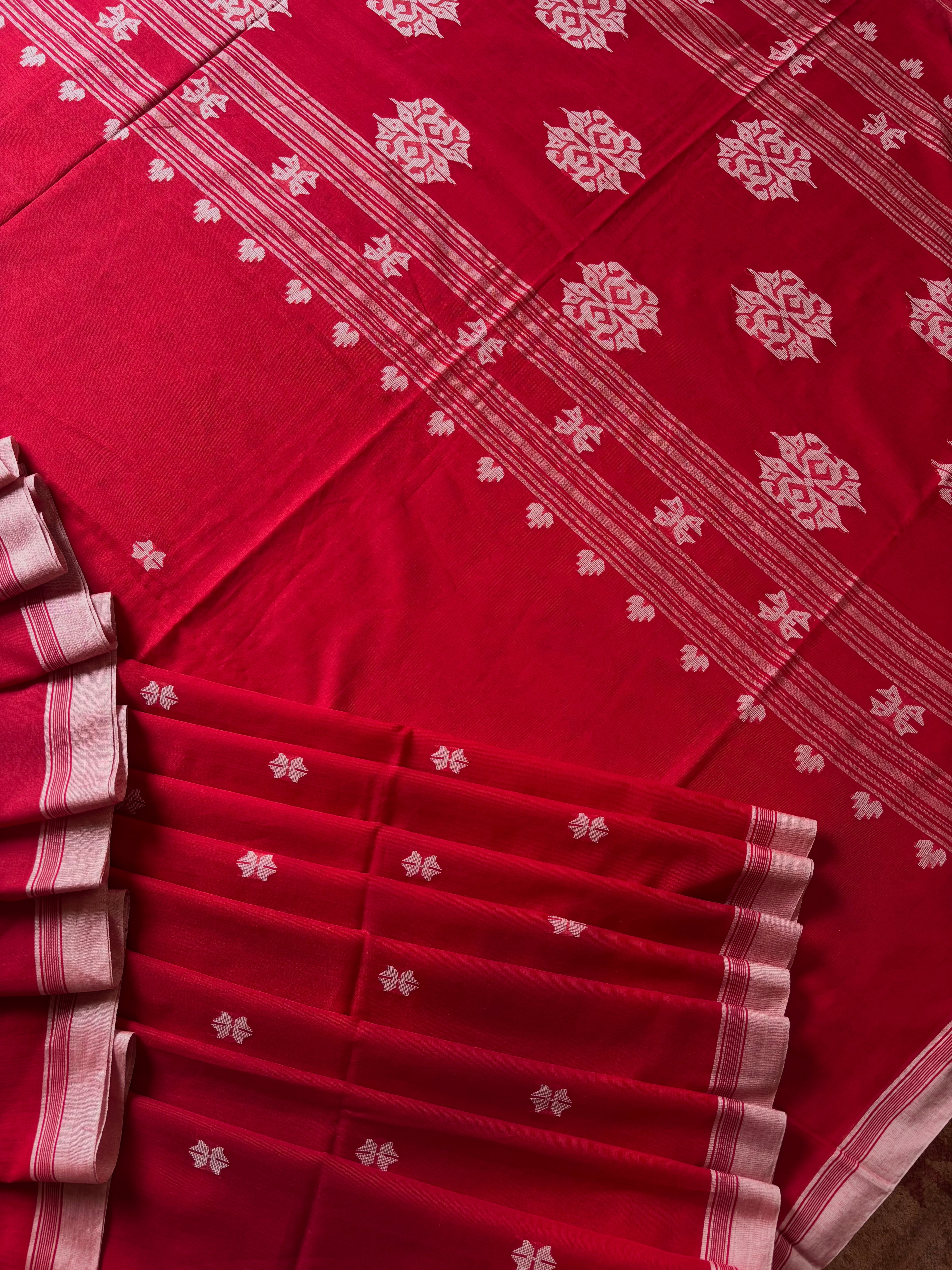 Handwoven Red Colour Cotton Jamdani Saree