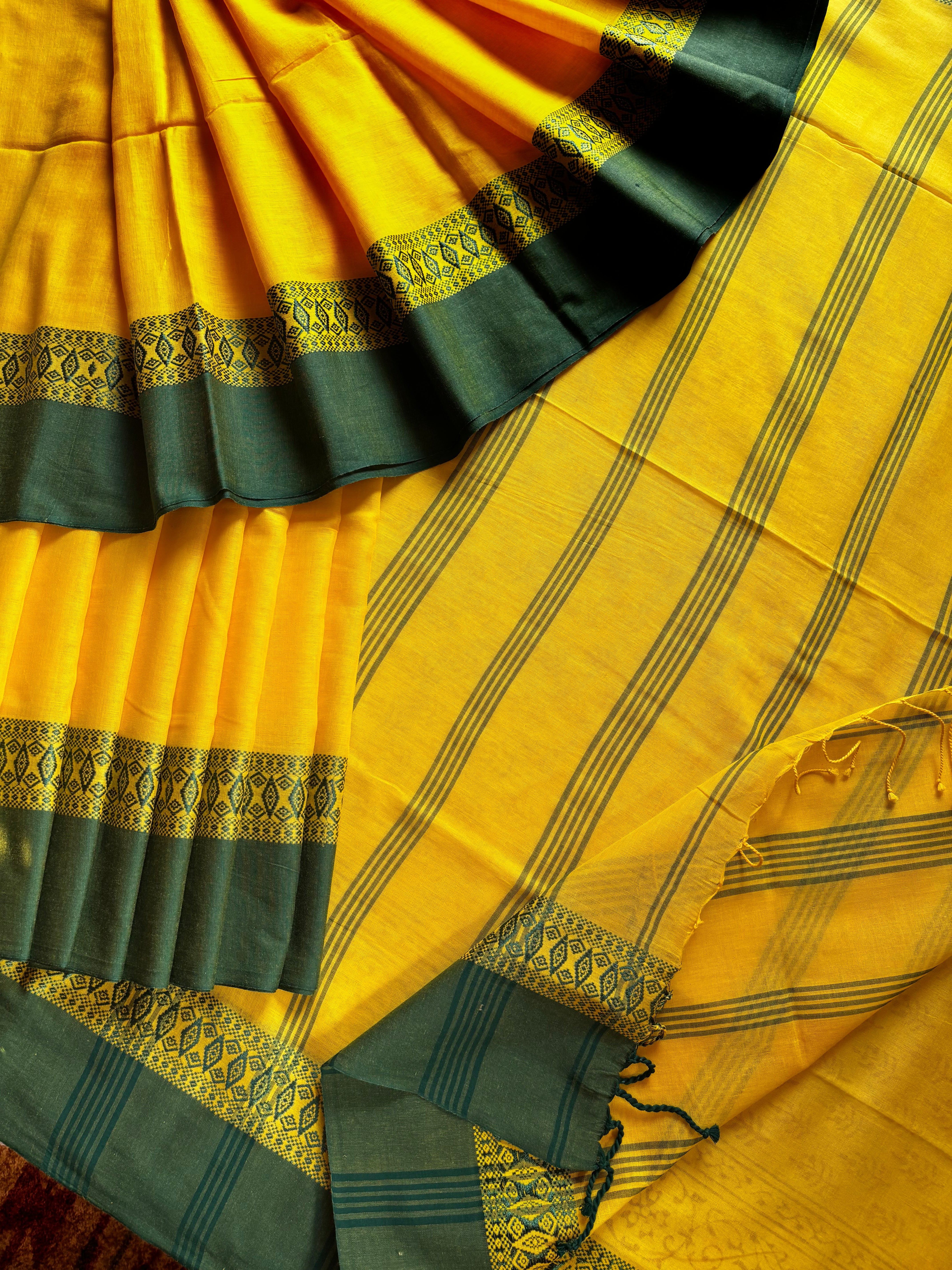 Handwoven Yellow Green Phulia Cotton Saree