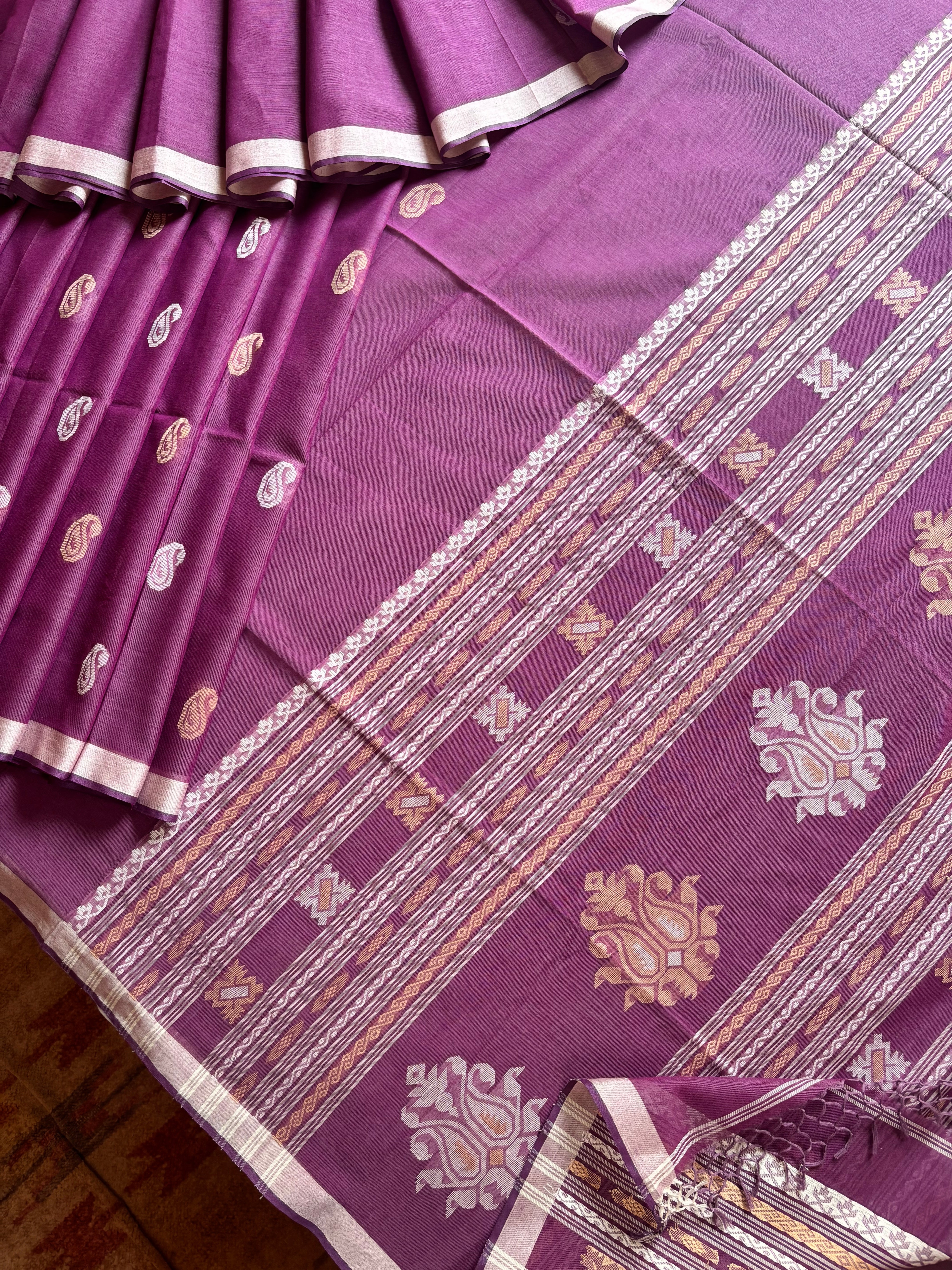 Handwoven Onion Pink Colour Cotton Jamdani Saree