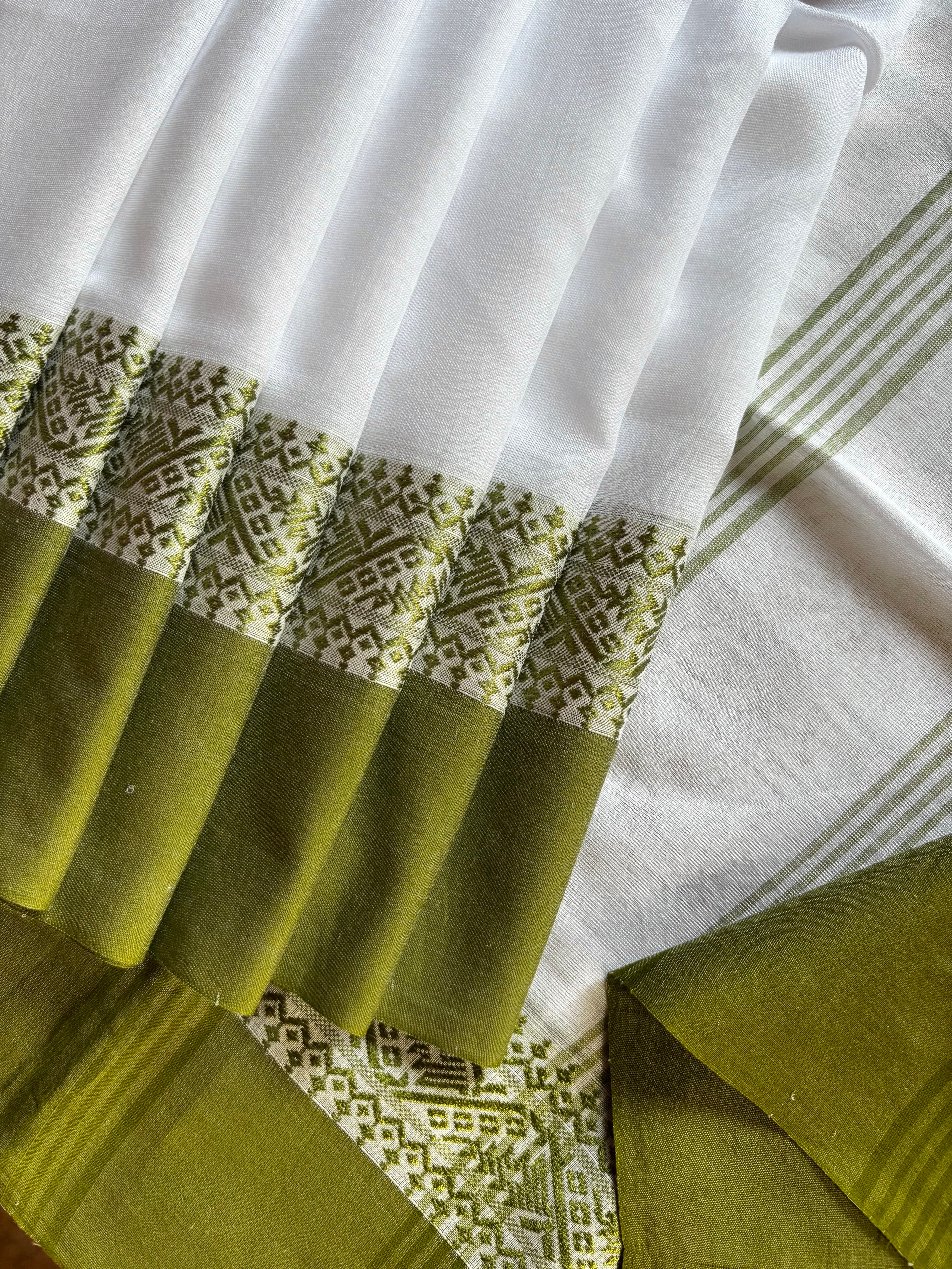 Handwoven White Green Phulia Cotton Saree