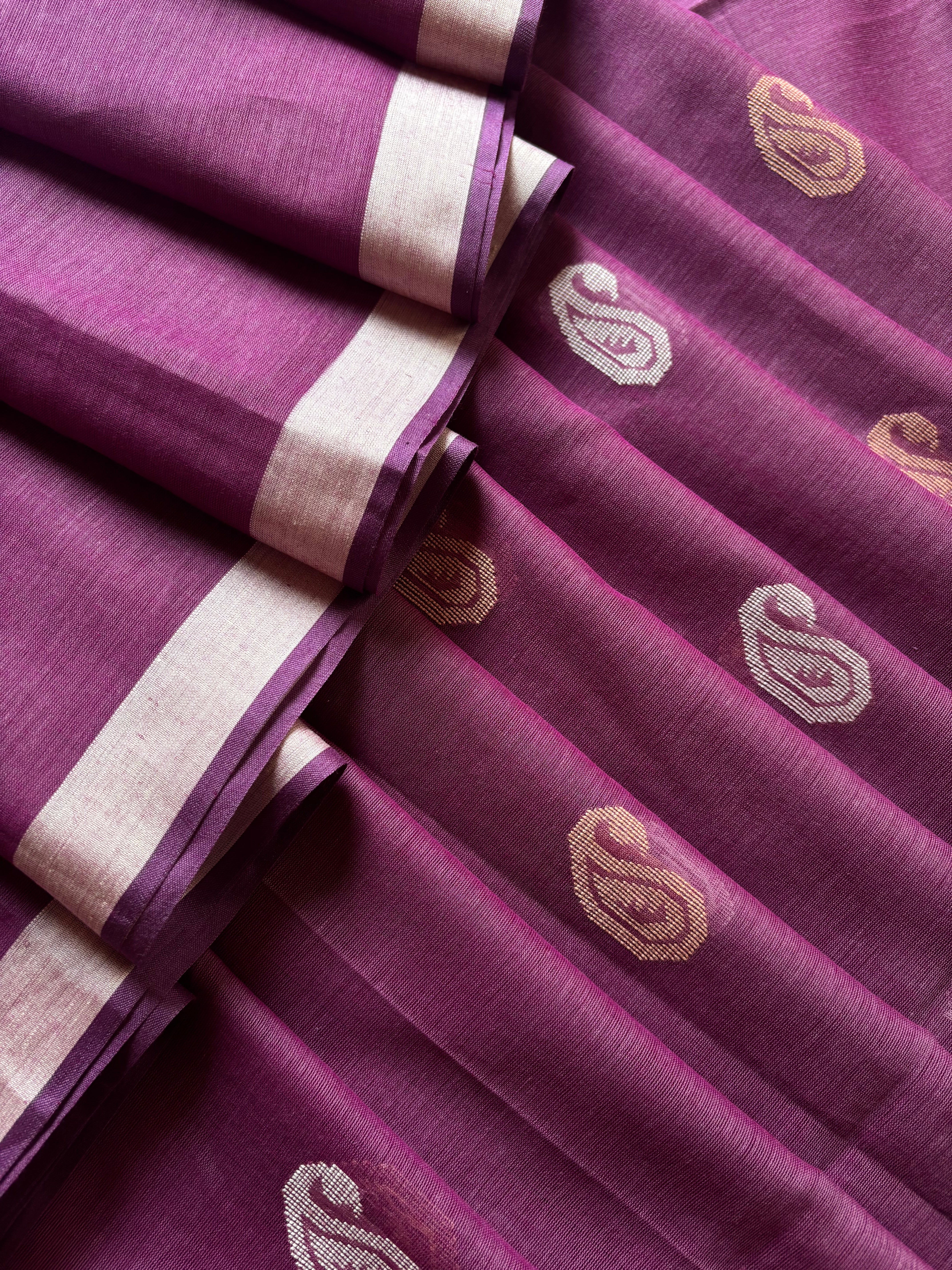 Handwoven Onion Pink Colour Cotton Jamdani Saree
