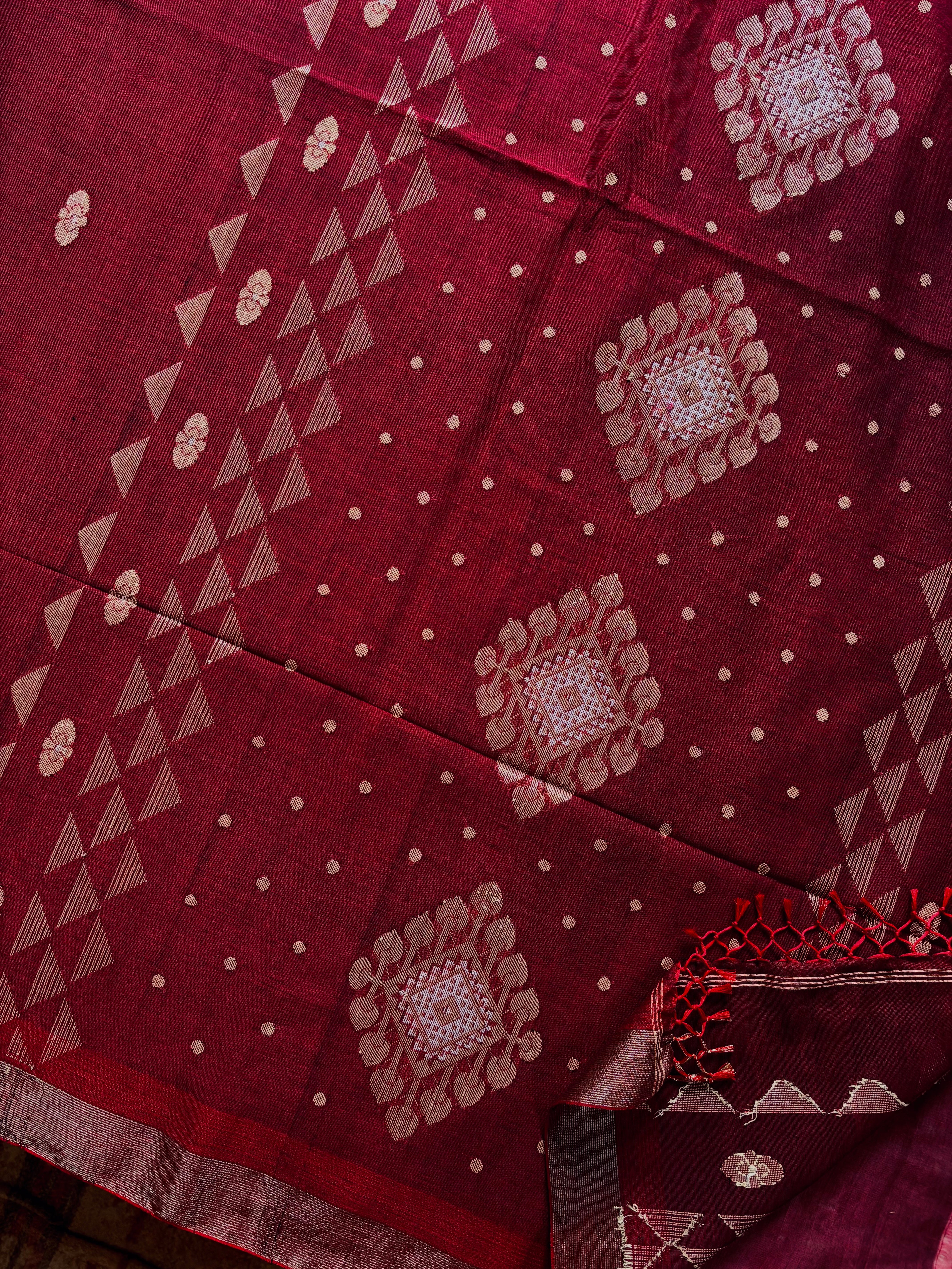 Handwoven Maroon Colour Cotton Jamdani Saree