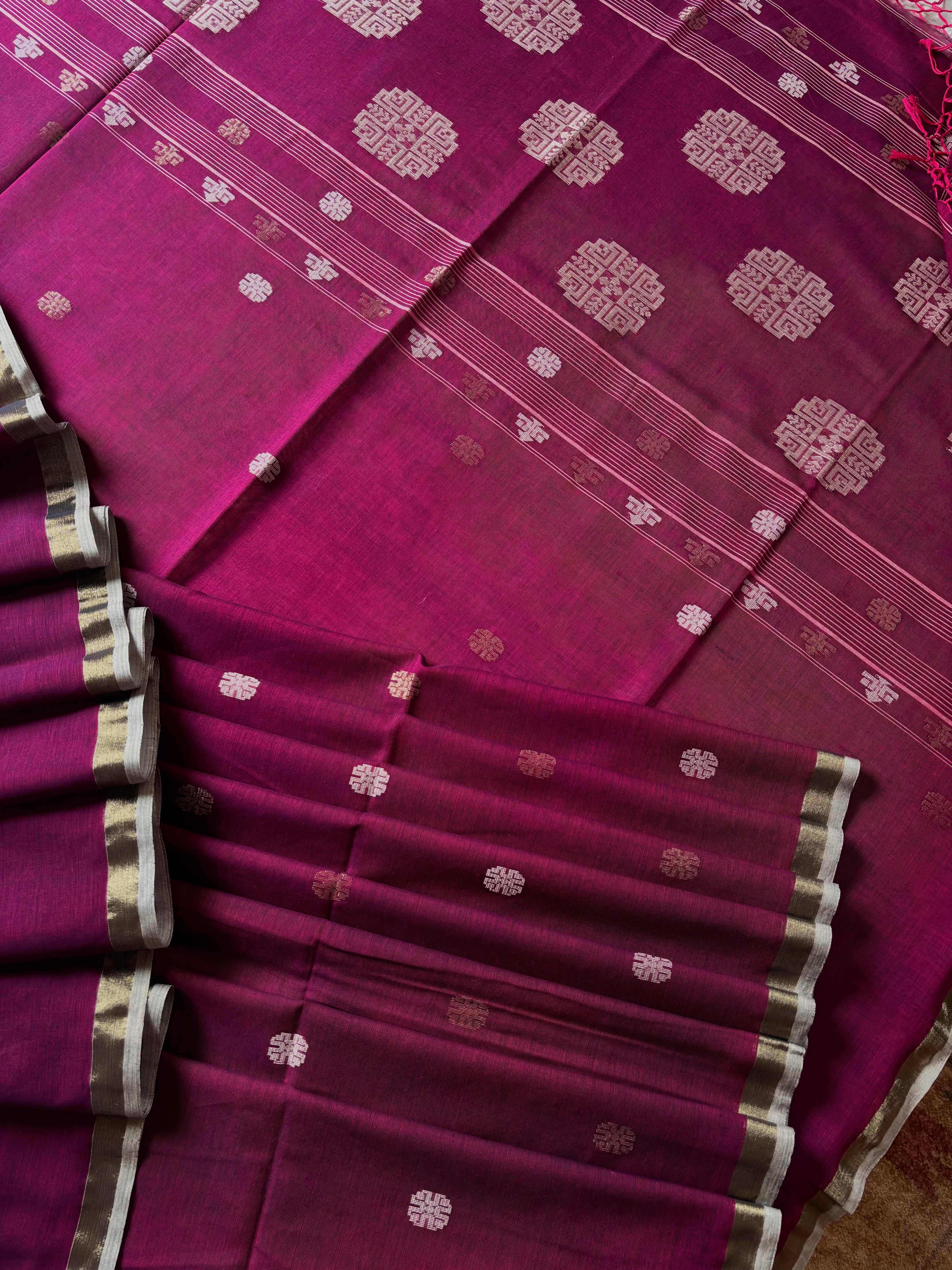 Handwoven Purple Colour Cotton Jamdani Saree