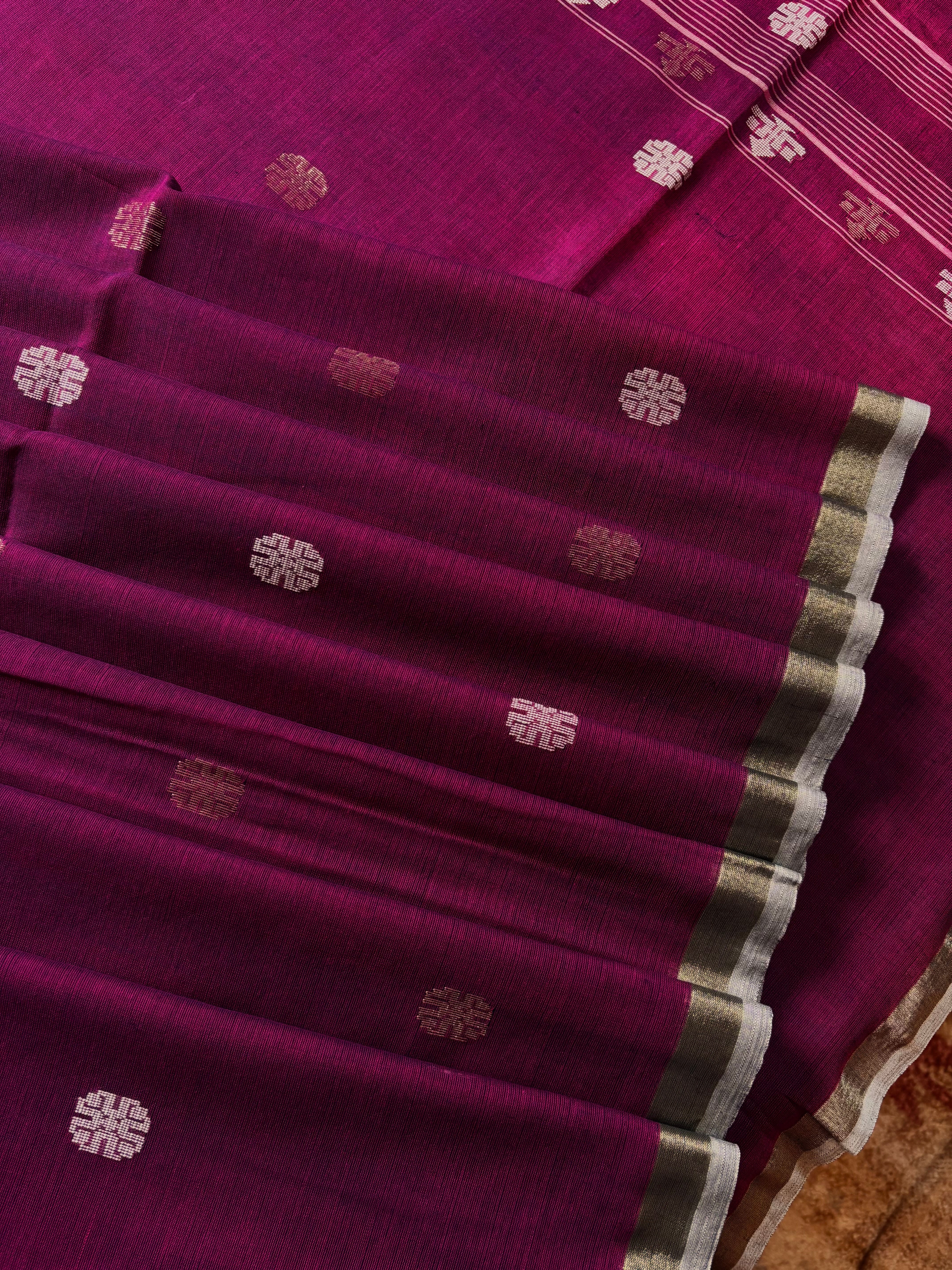 Handwoven Purple Colour Cotton Jamdani Saree