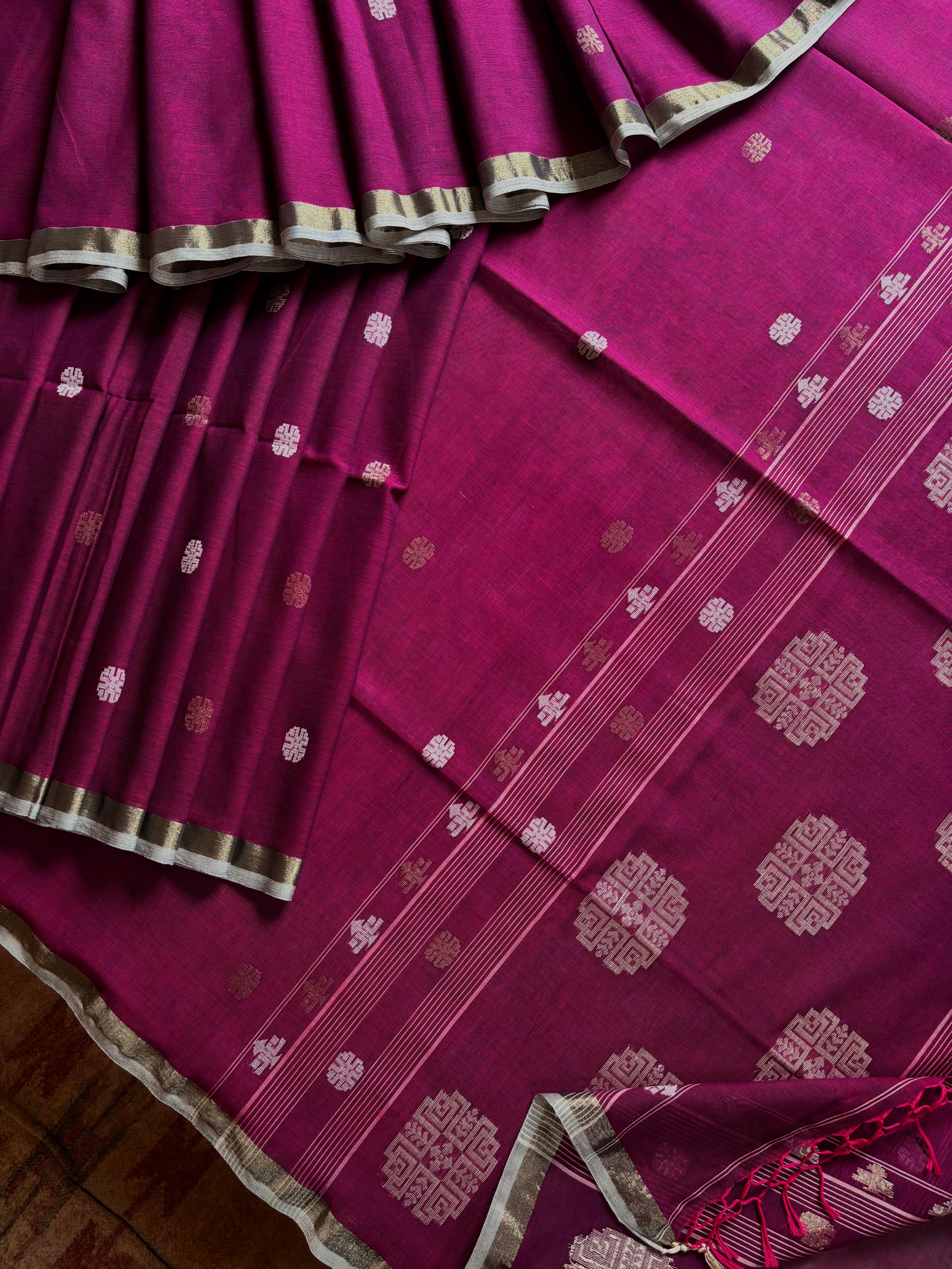Handwoven Purple Colour Cotton Jamdani Saree
