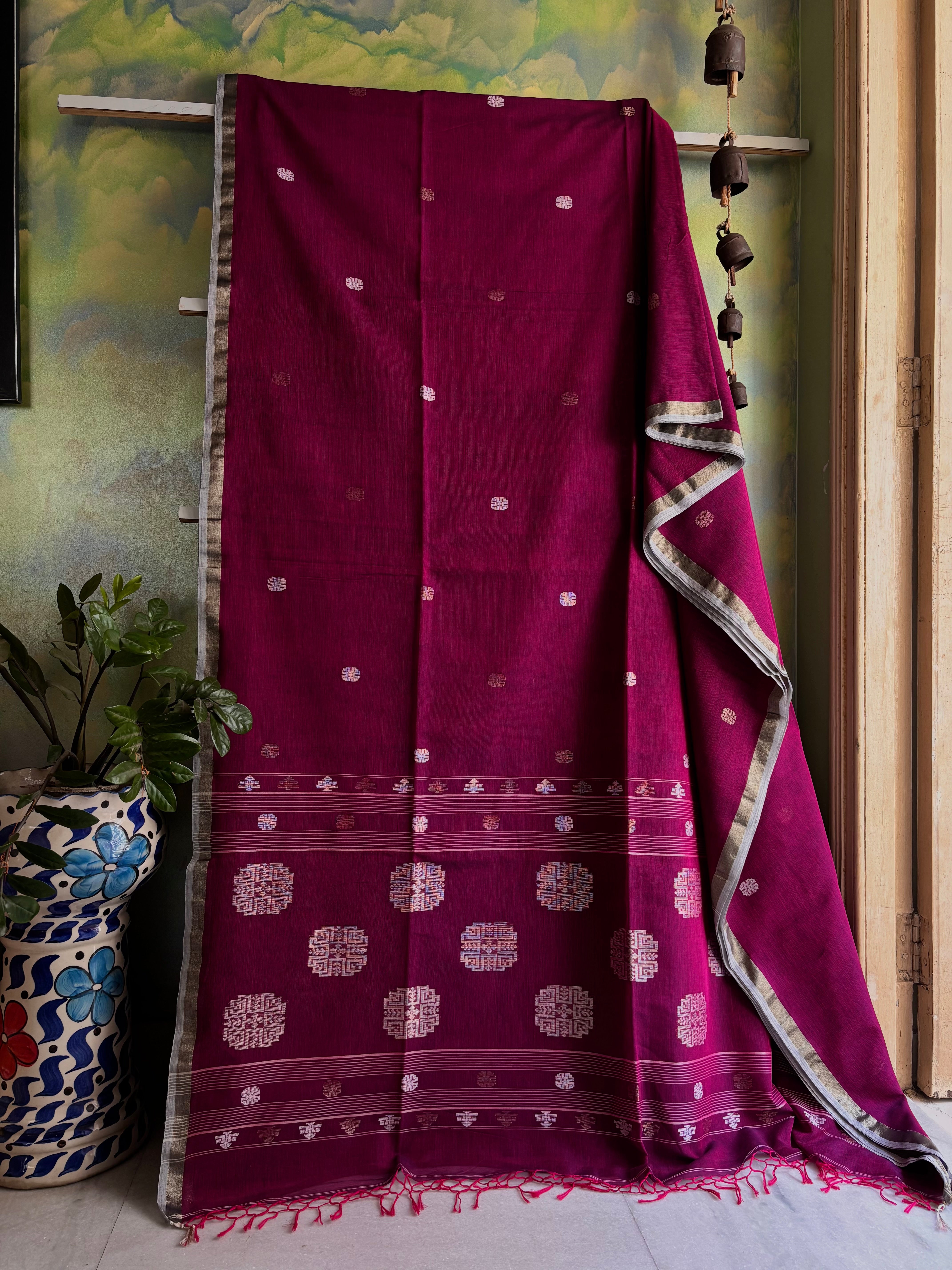 Handwoven Purple Colour Cotton Jamdani Saree