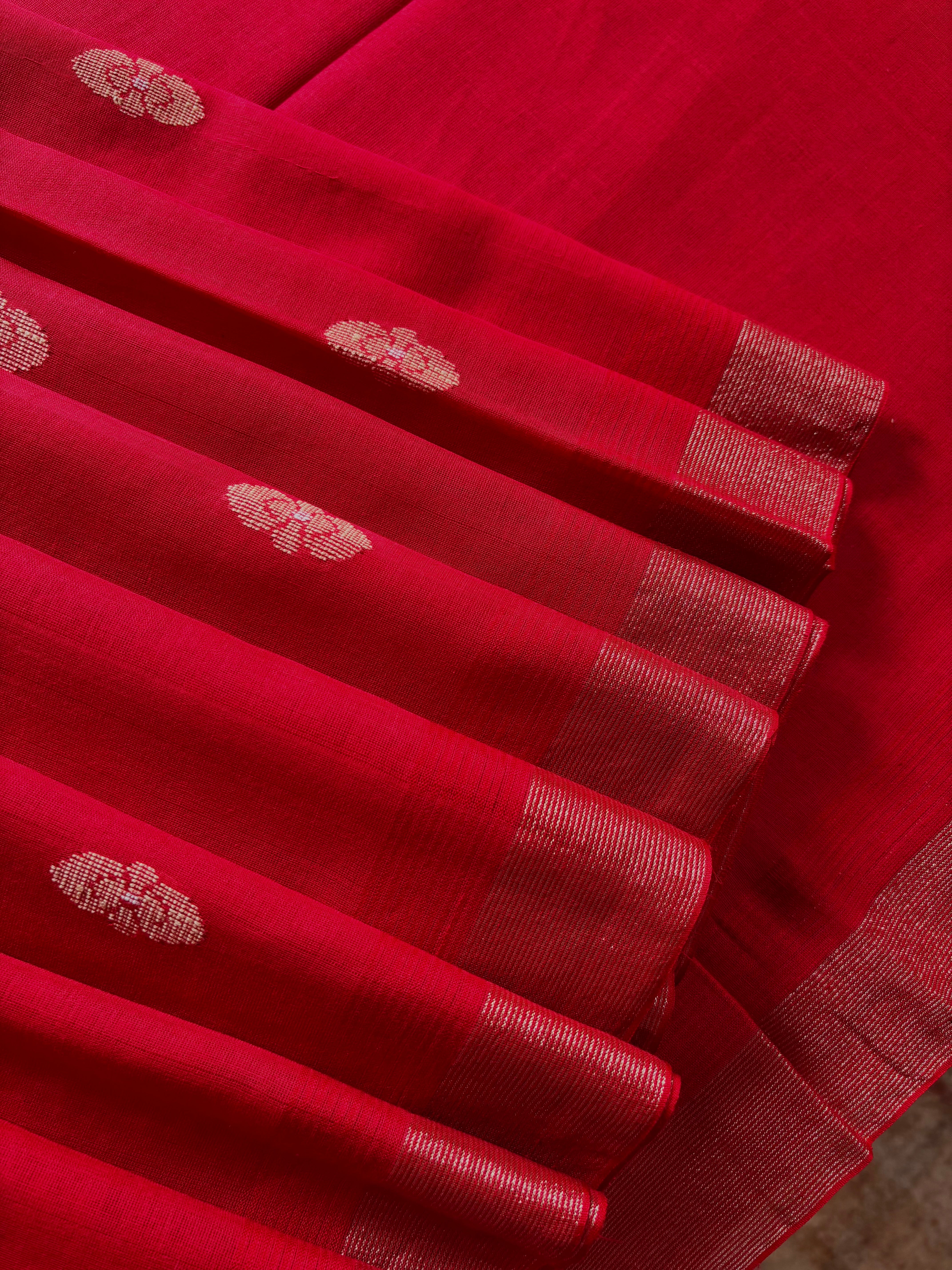 Handwoven Red Colour Cotton Jamdani Saree