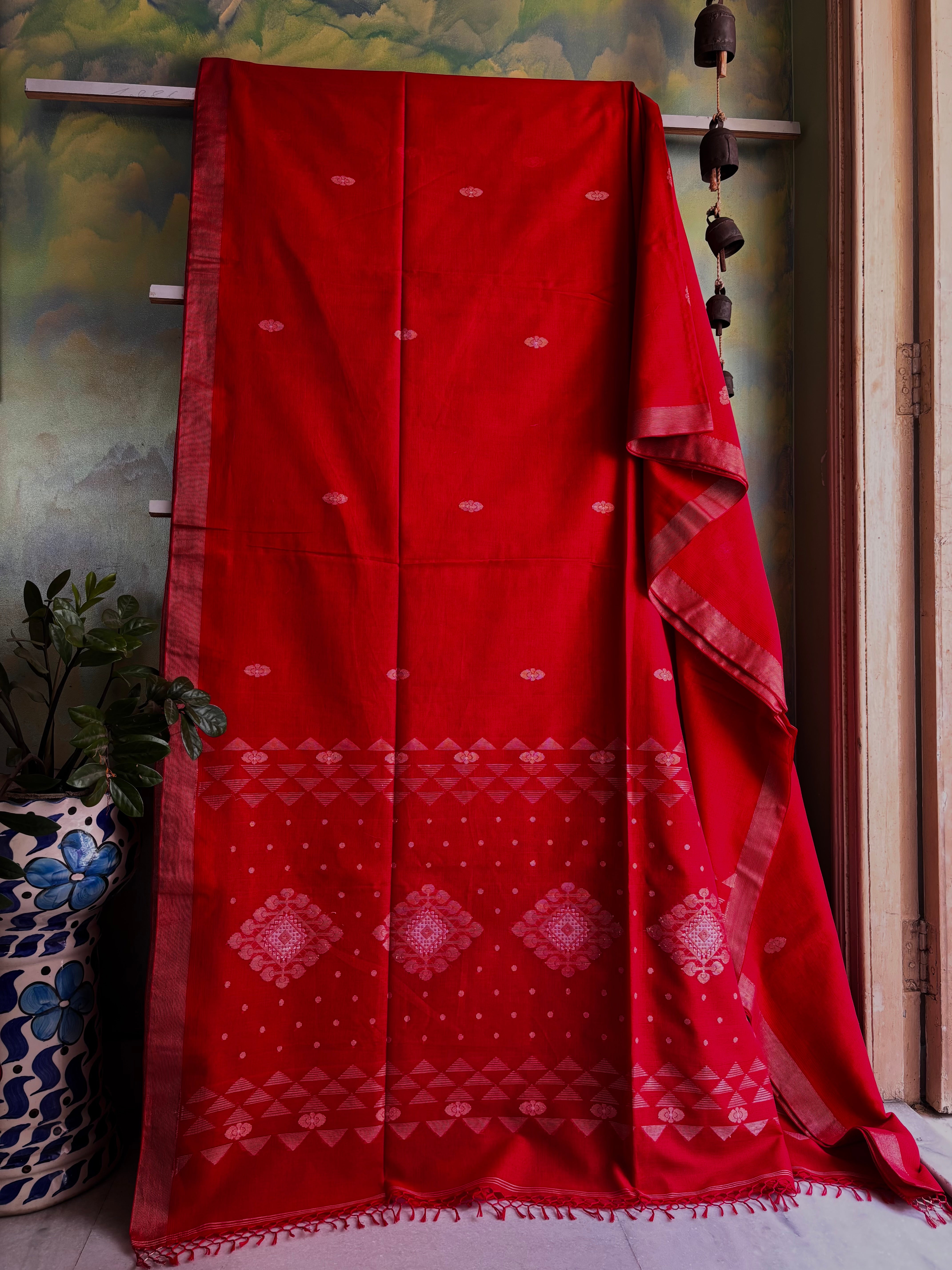 Handwoven Red Colour Cotton Jamdani Saree
