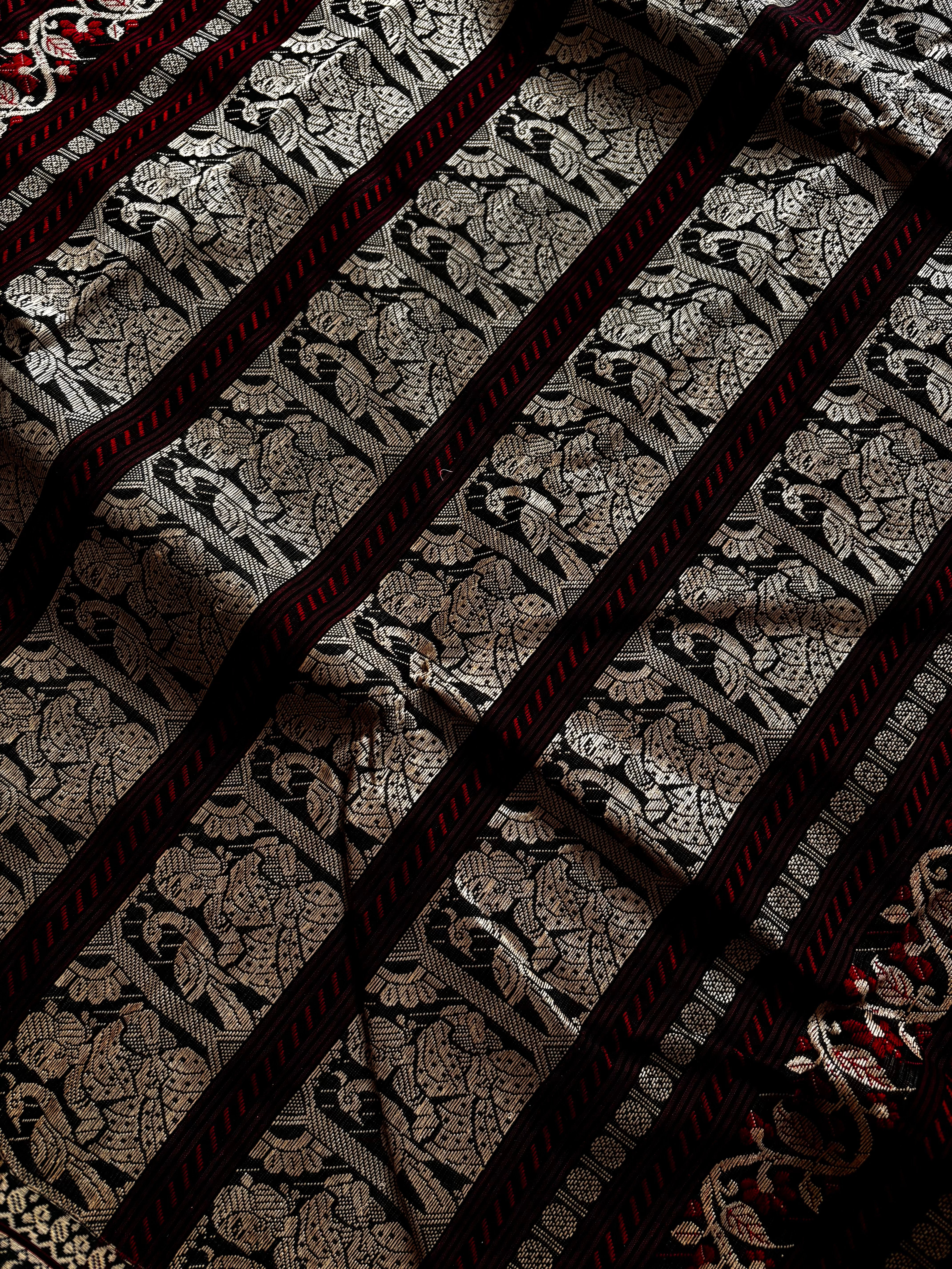 Handwoven Black Colour Cotton Baluchari Saree