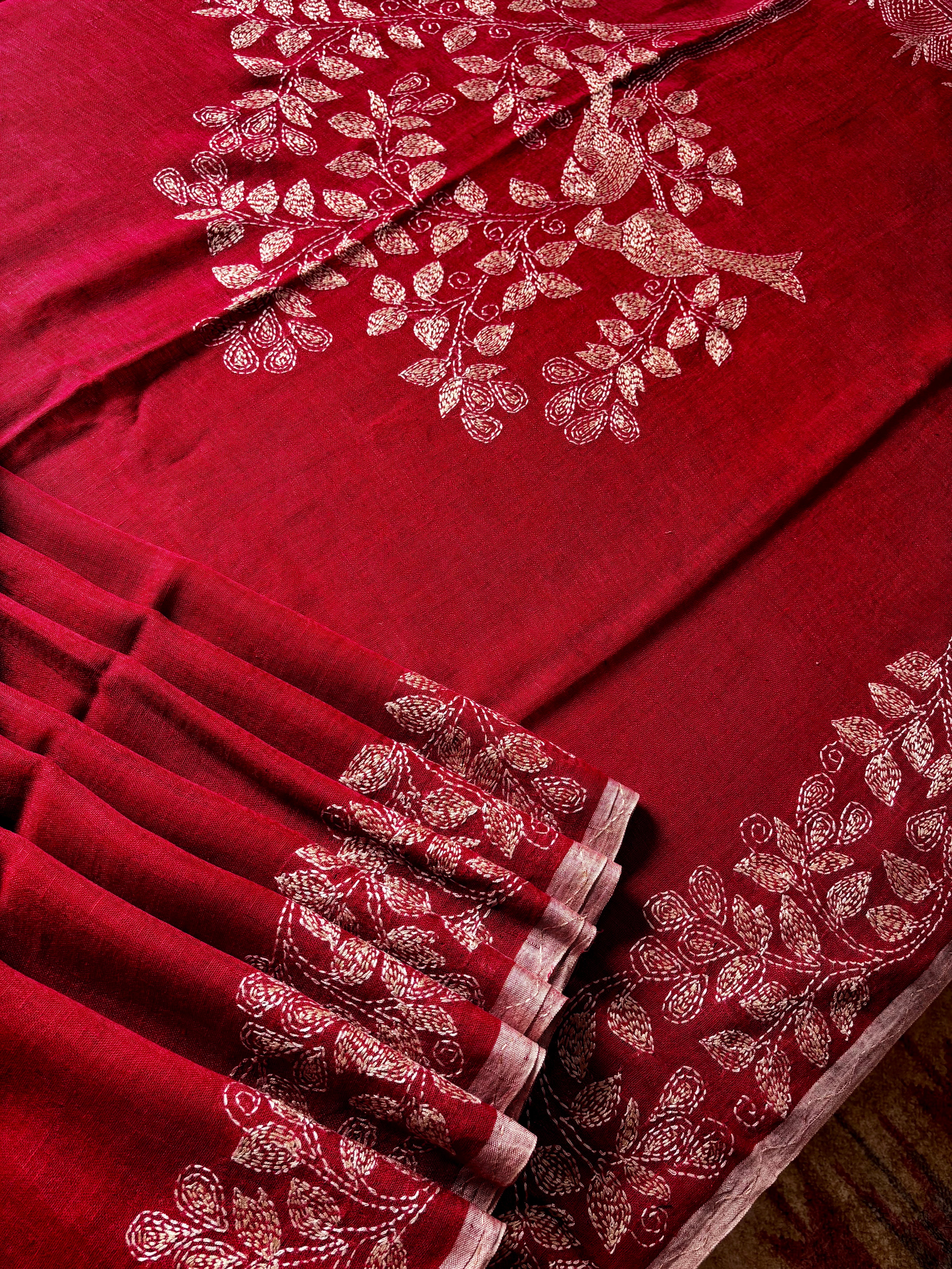 Handmade Reddish Maroon Colour Linen Kantha Saree