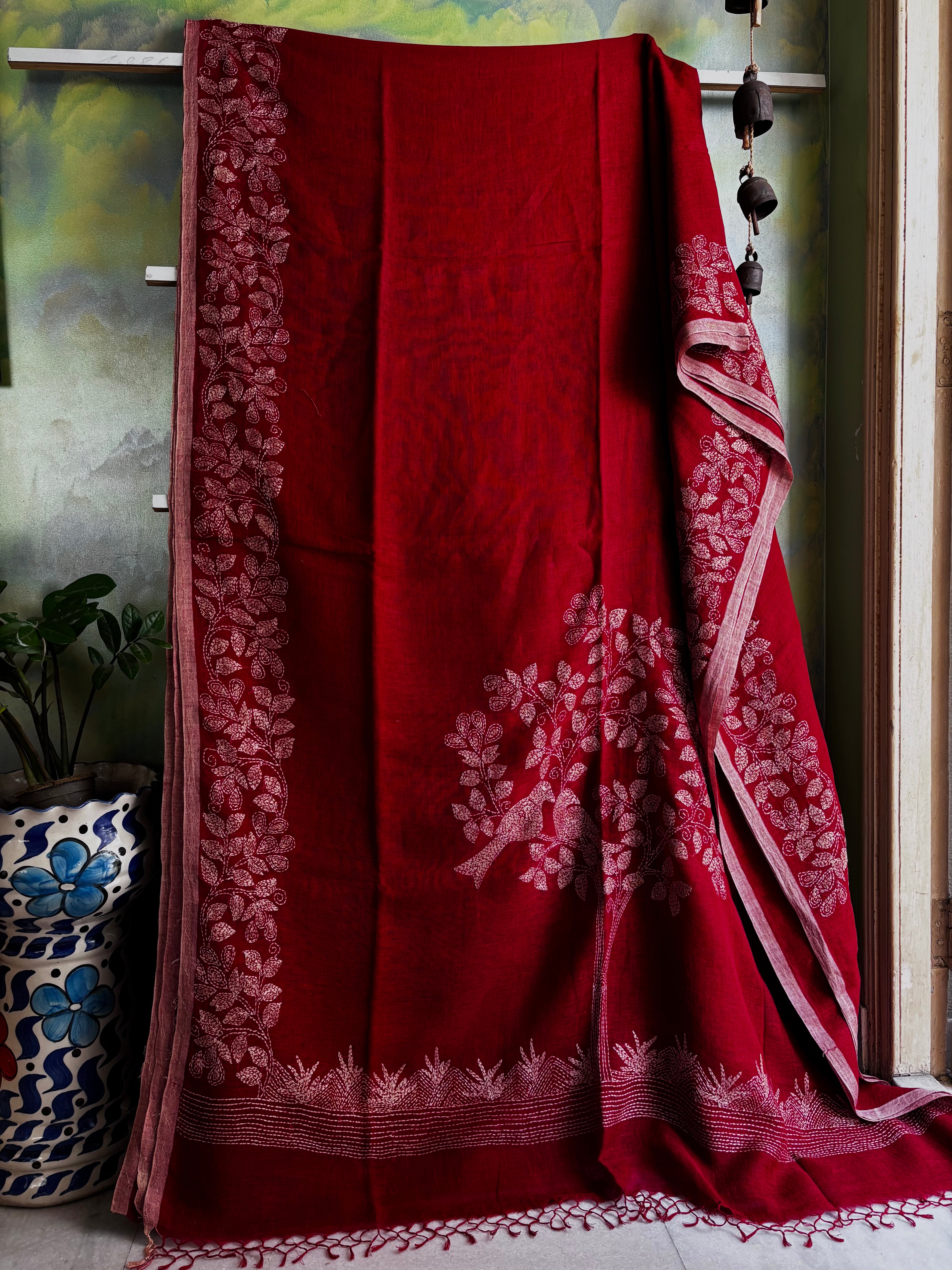 Handmade Reddish Maroon Colour Linen Kantha Saree