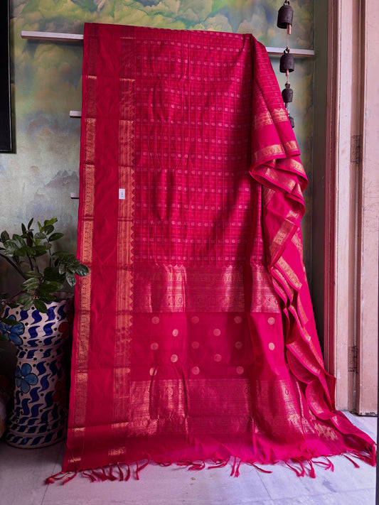 Handwoven Bright Pink Cotton Kanchipuram Saree