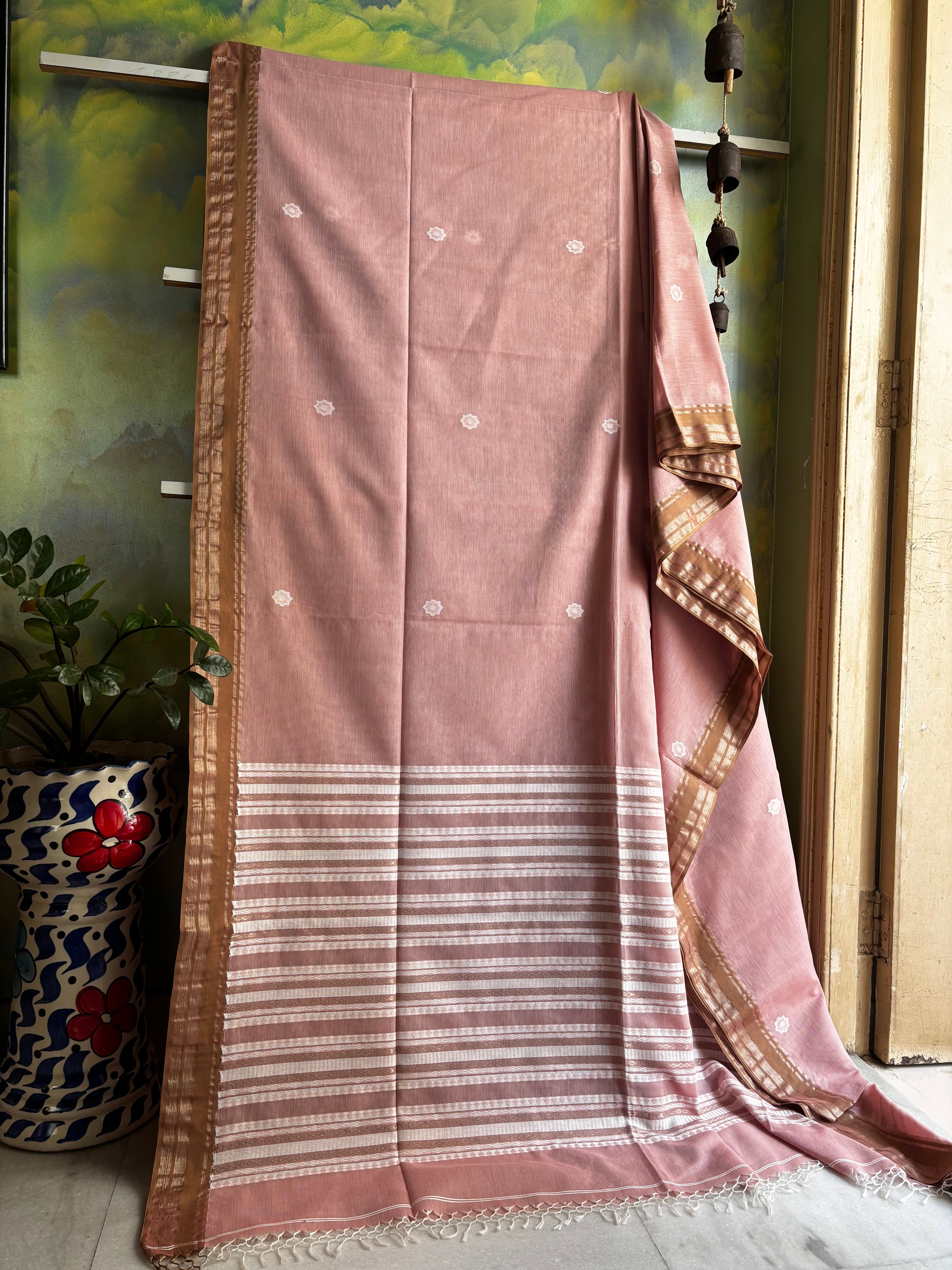 Handwoven Dusty Pink Colour Phulia Cotton Saree
