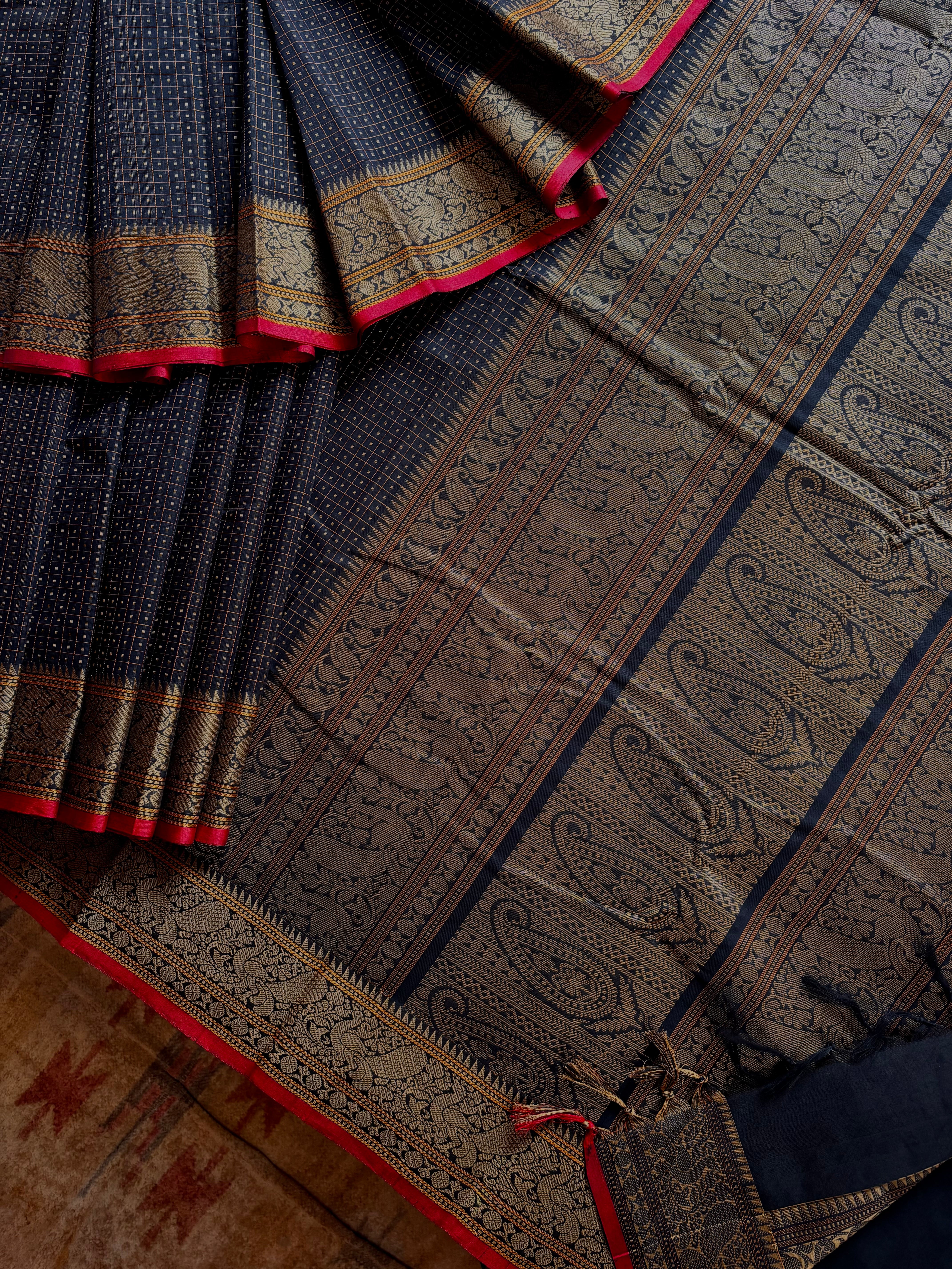 Handwoven Black Cotton Kanchipuram Saree