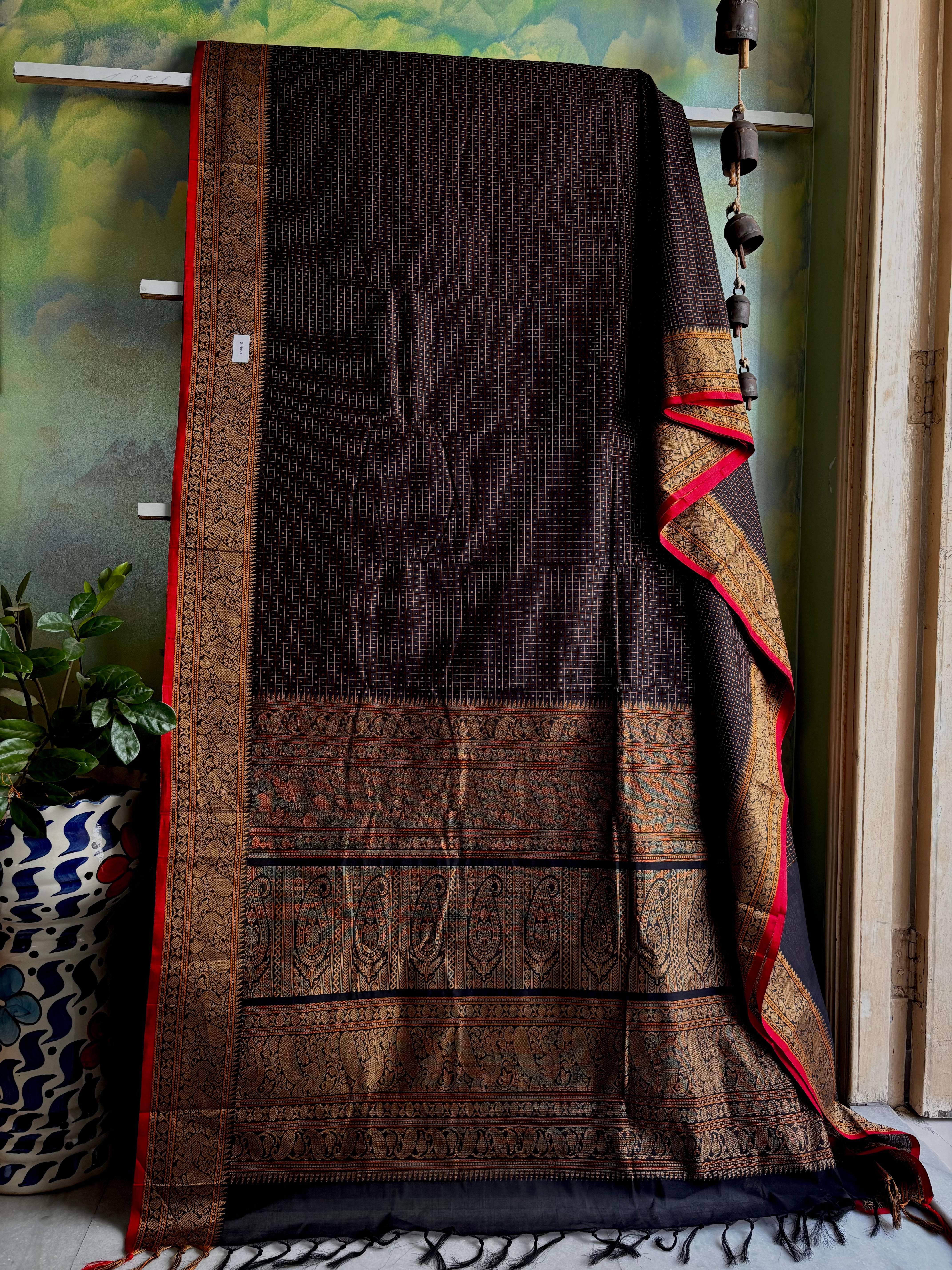 Handwoven Black Cotton Kanchipuram Saree