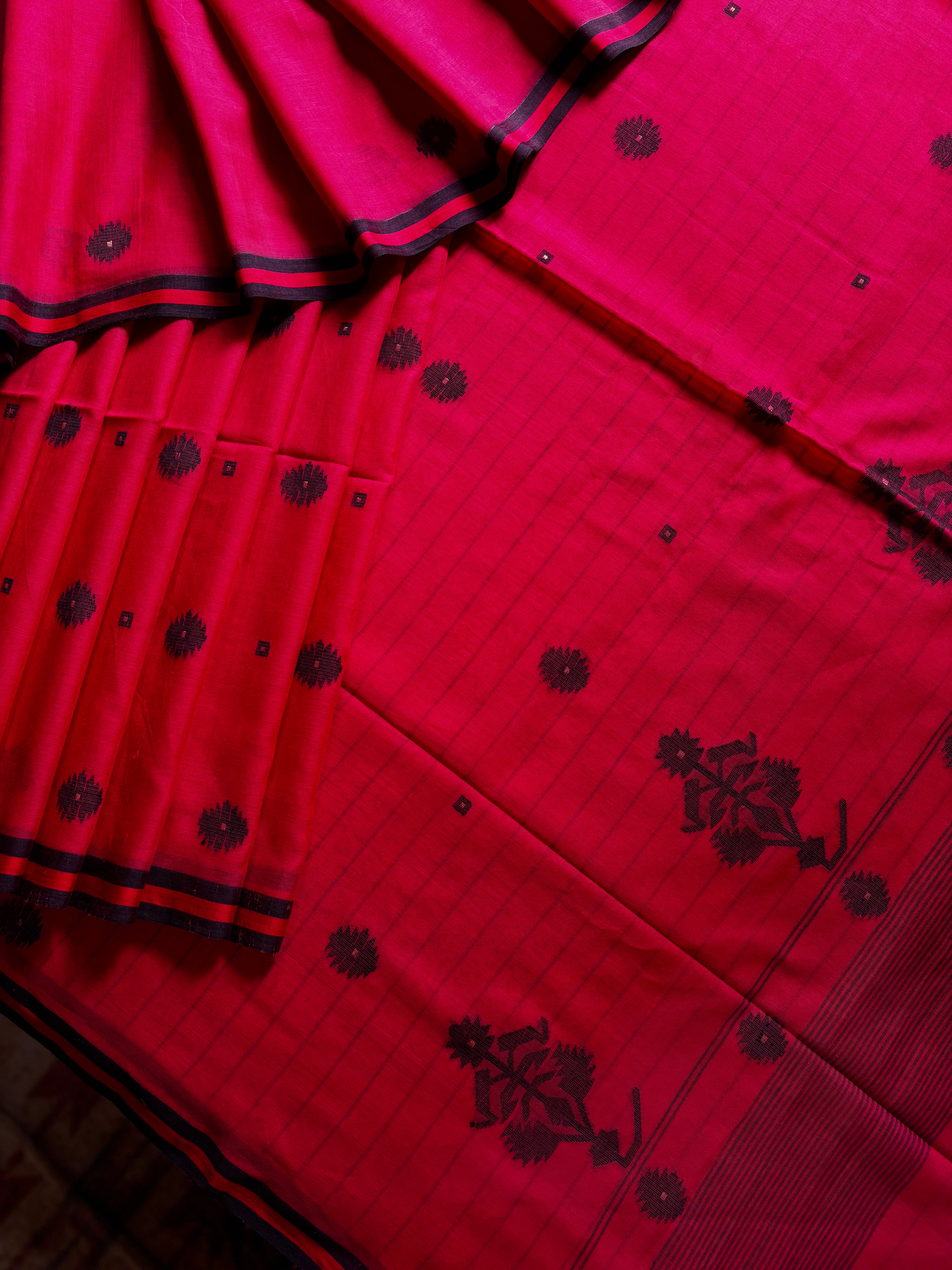 Handwoven Red Colour Cotton Jamdani