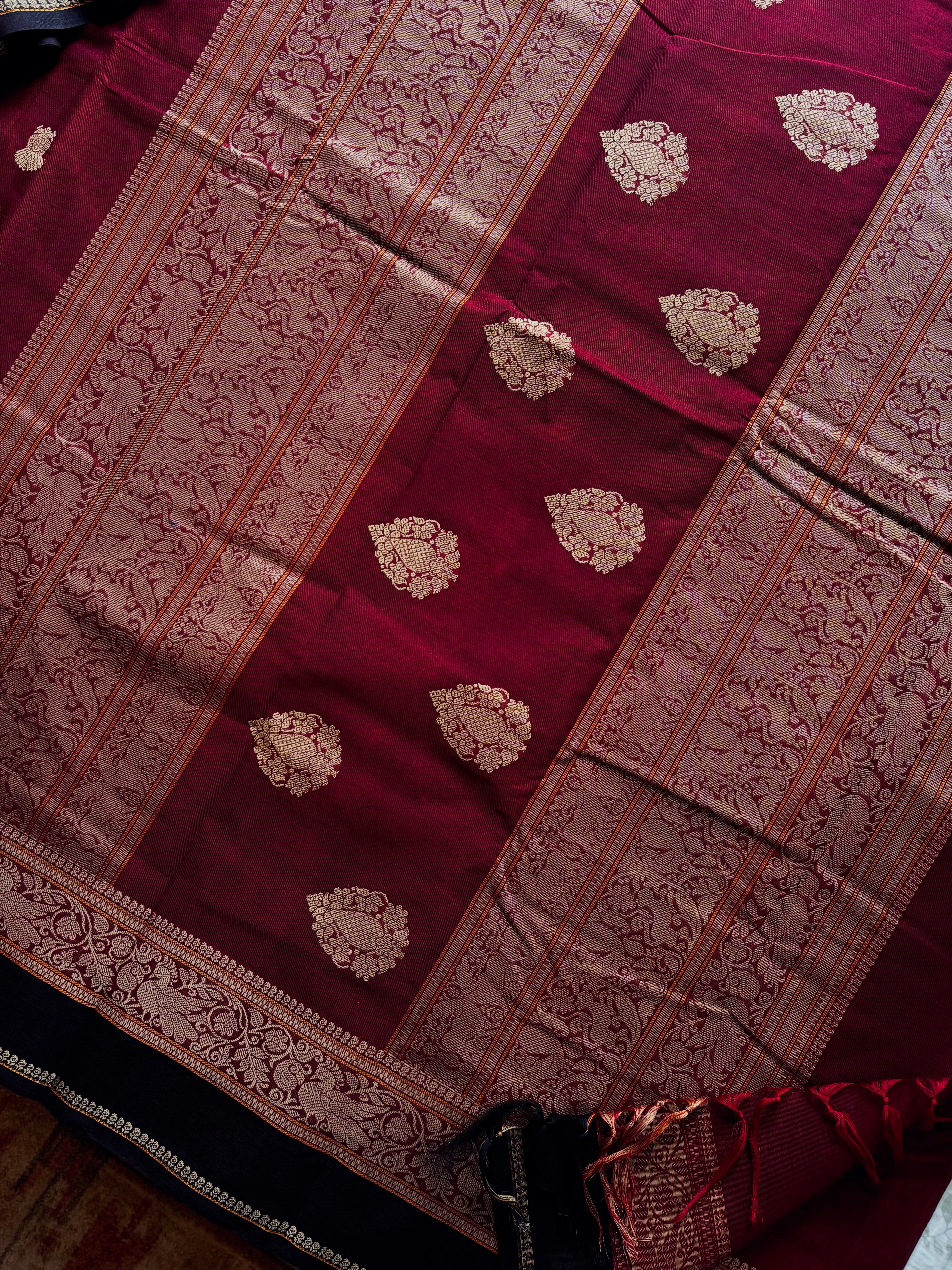 Handwoven Maroon Colour Cotton Kanchipuram Saree