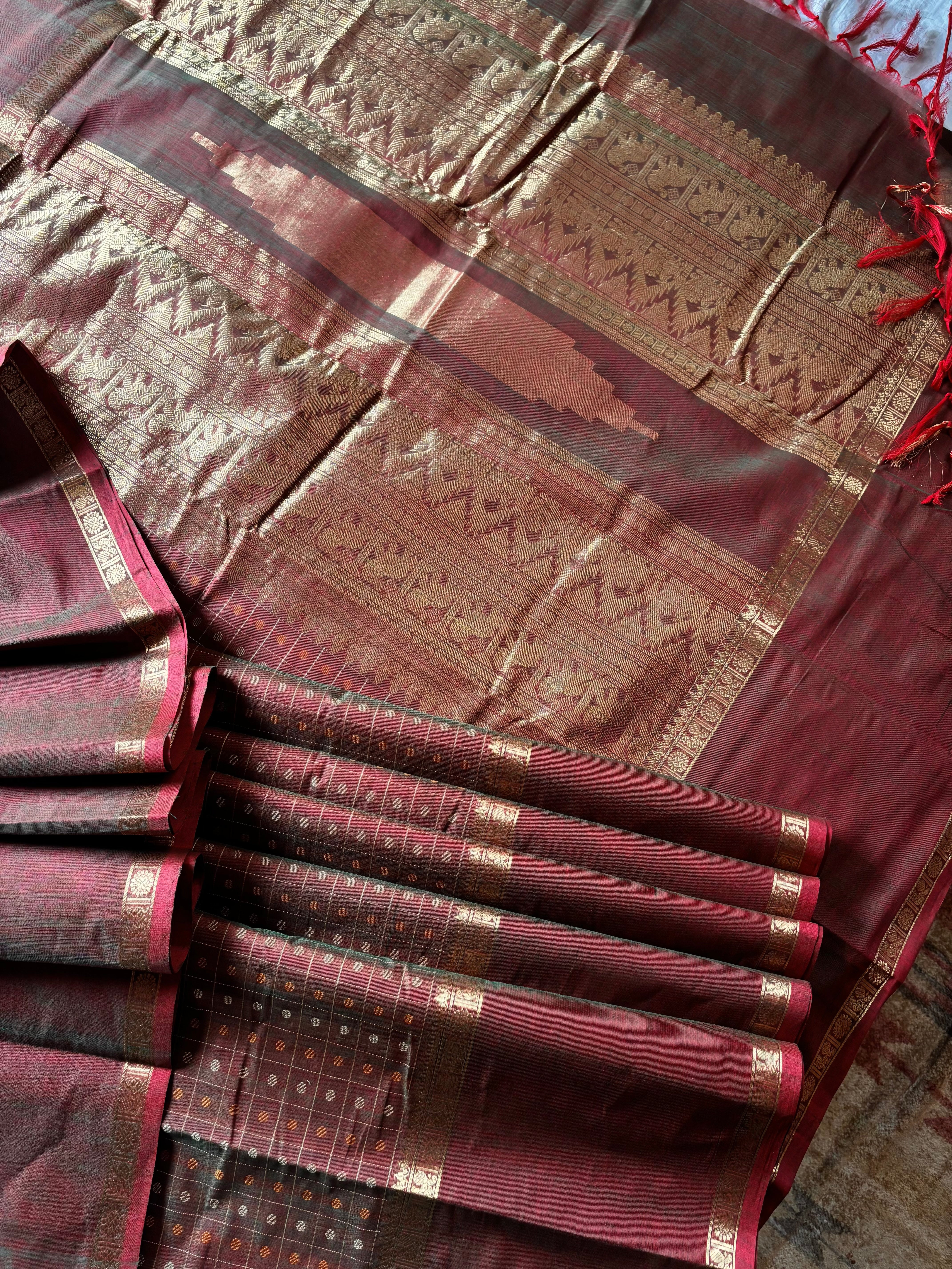Handwoven Dual Toned Cotton Kanchipuram Saree