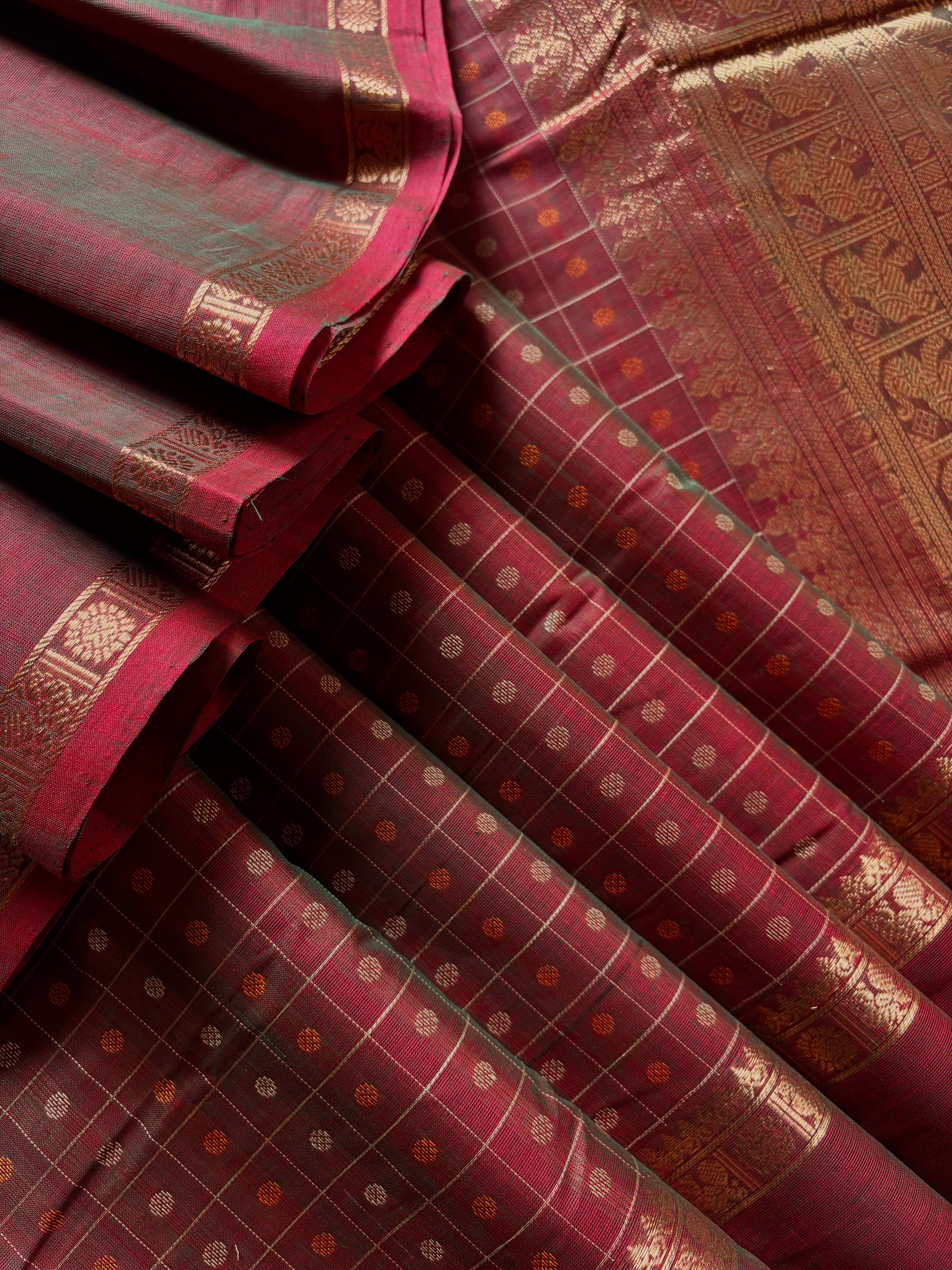 Handwoven Dual Toned Cotton Kanchipuram Saree