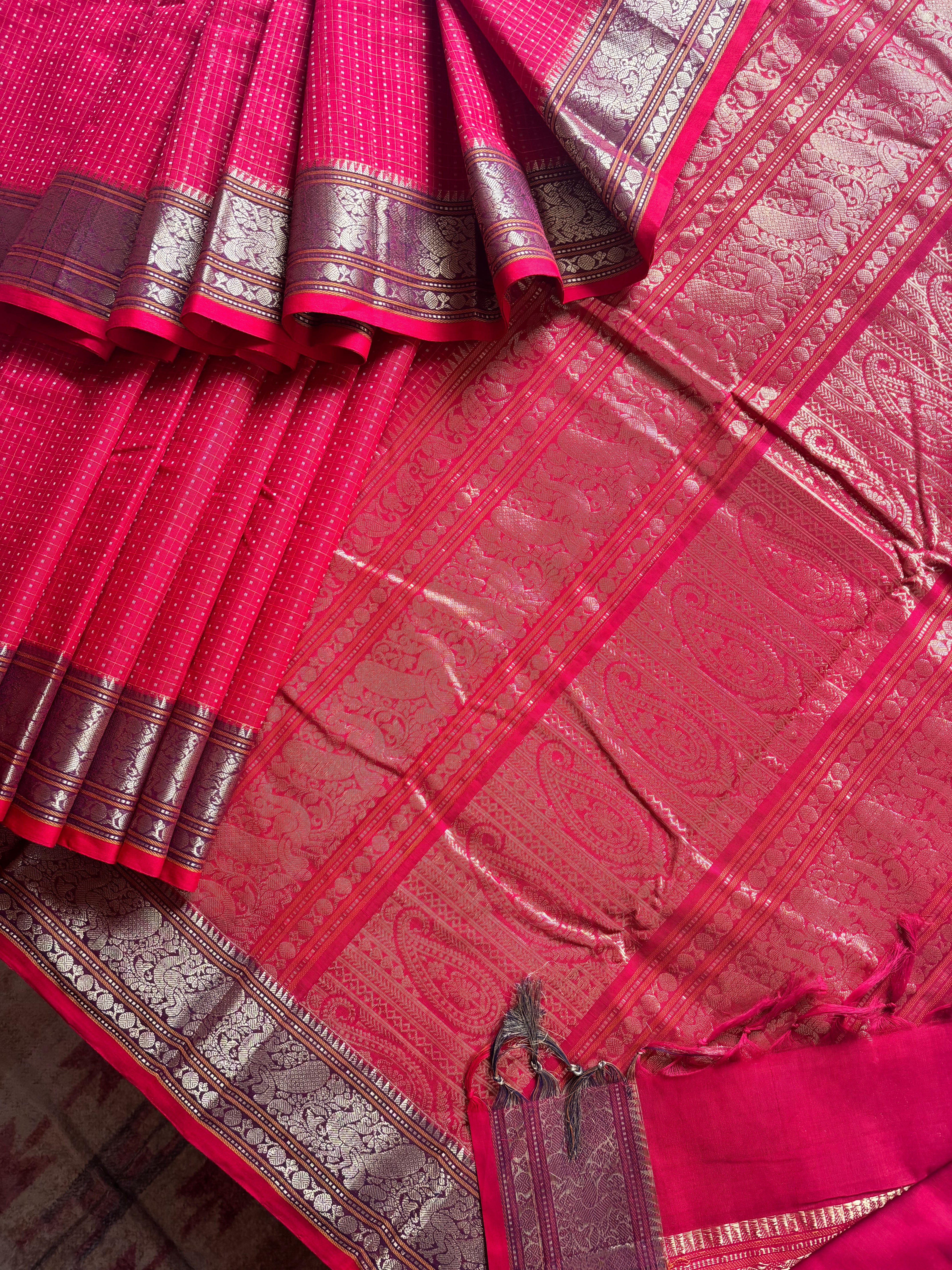 Handwoven Red Cotton Kanchipuram Saree