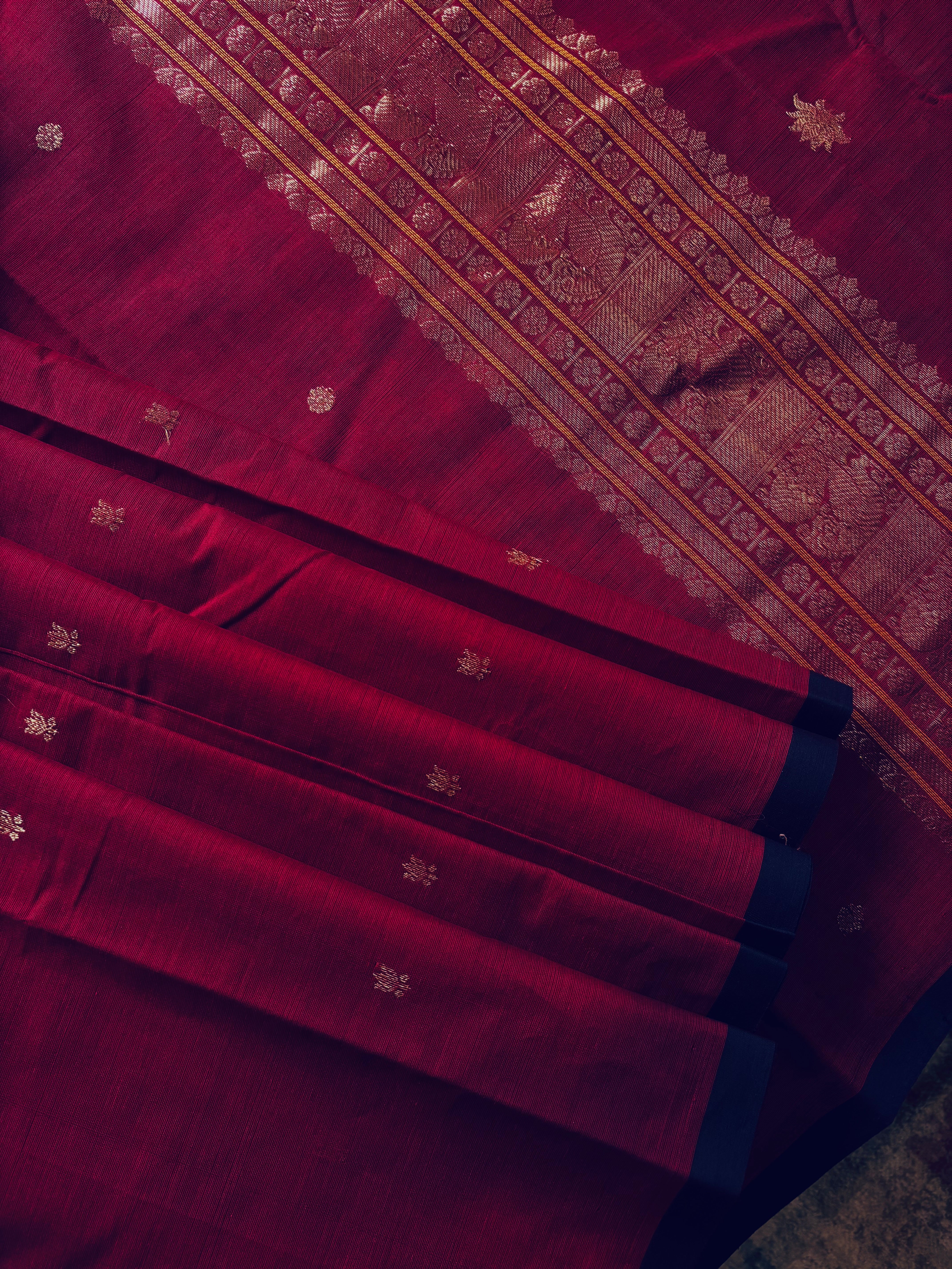 Handwoven Maroon Colour Cotton Kanchipuram Saree