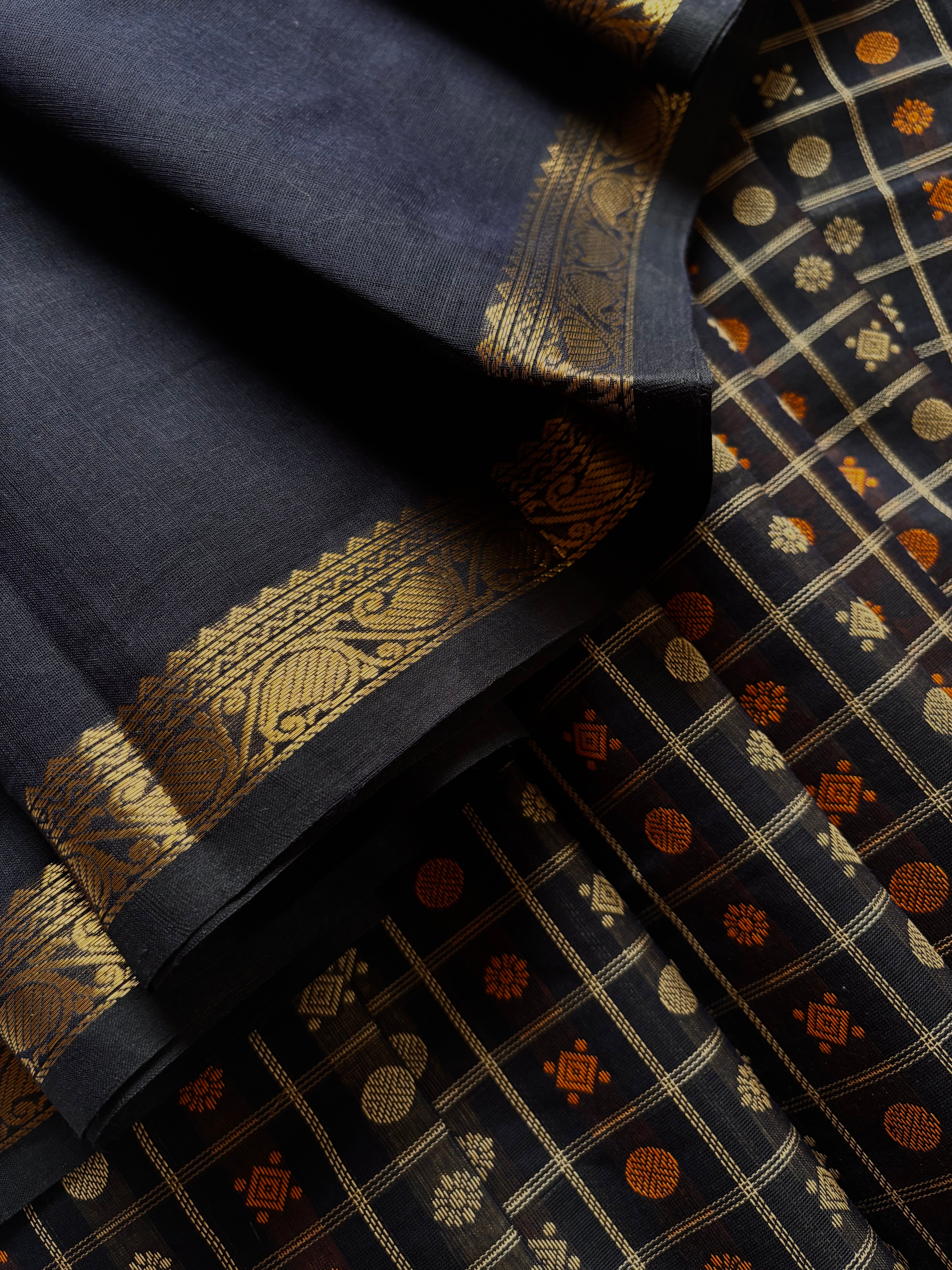 Handwoven Blue Black Colour Cotton Kanchipuram Saree