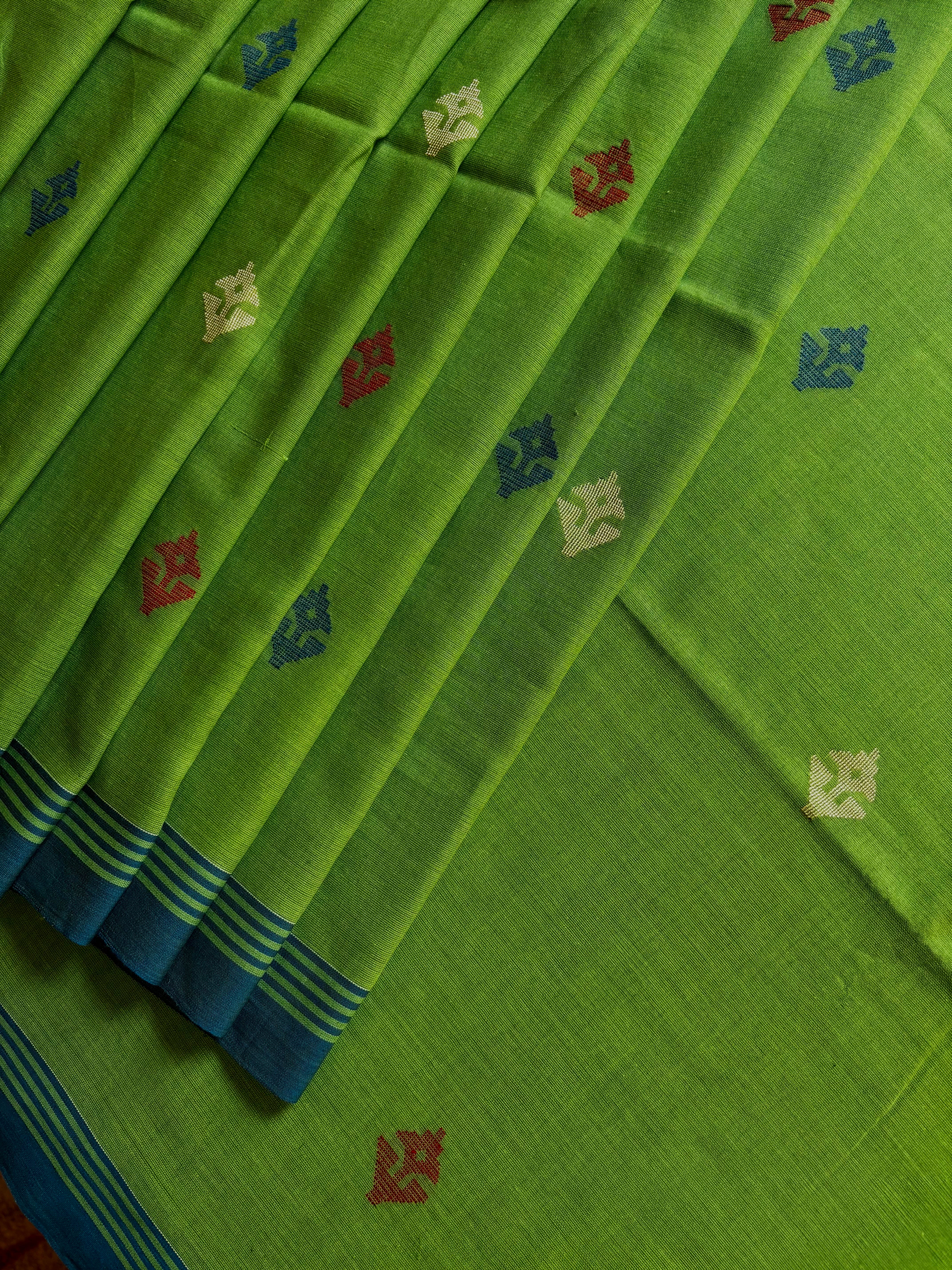 Handwoven Green Cotton Jamdani Saree