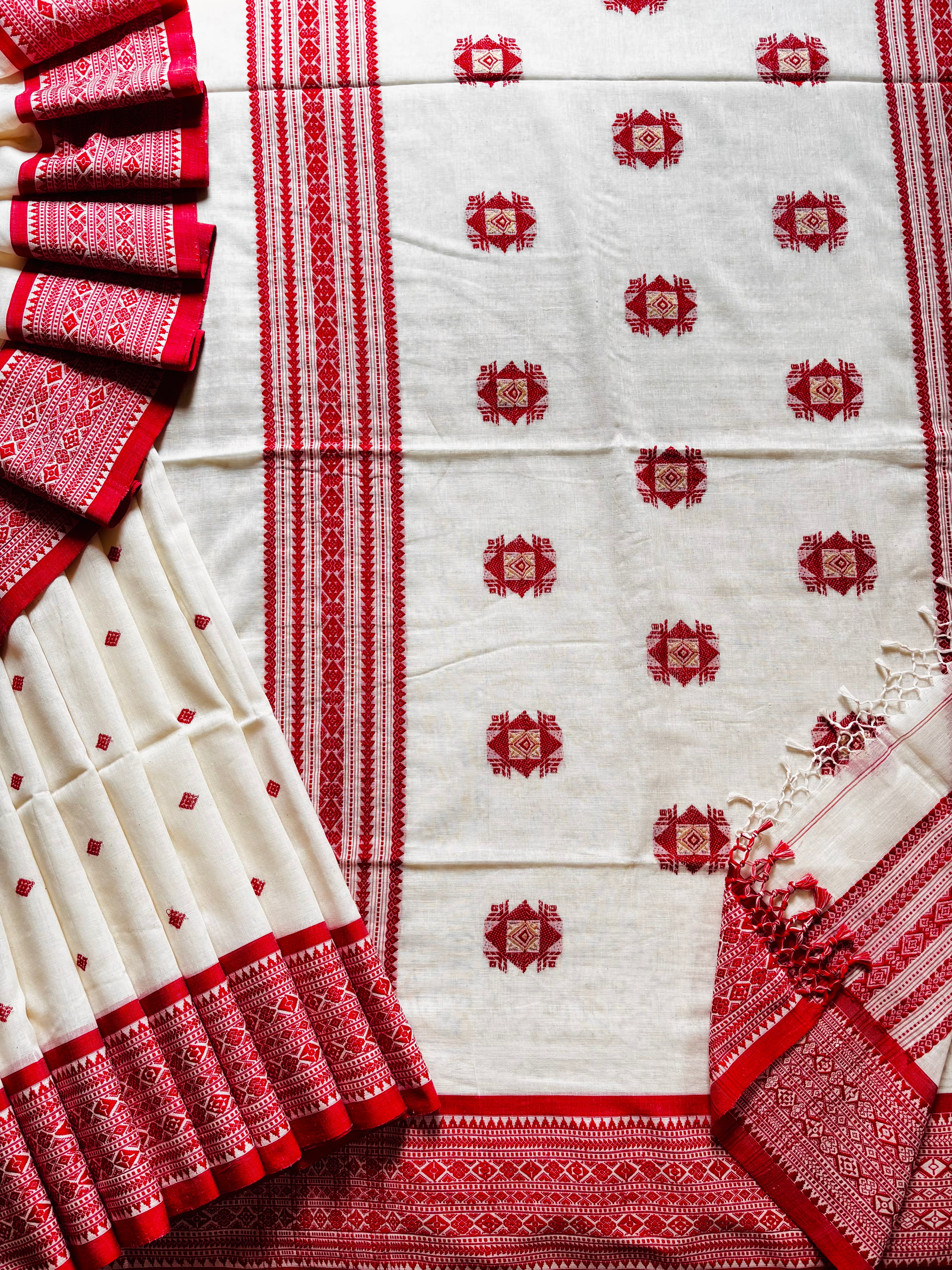 Handwoven Offwhite Red Phulia Cotton Saree