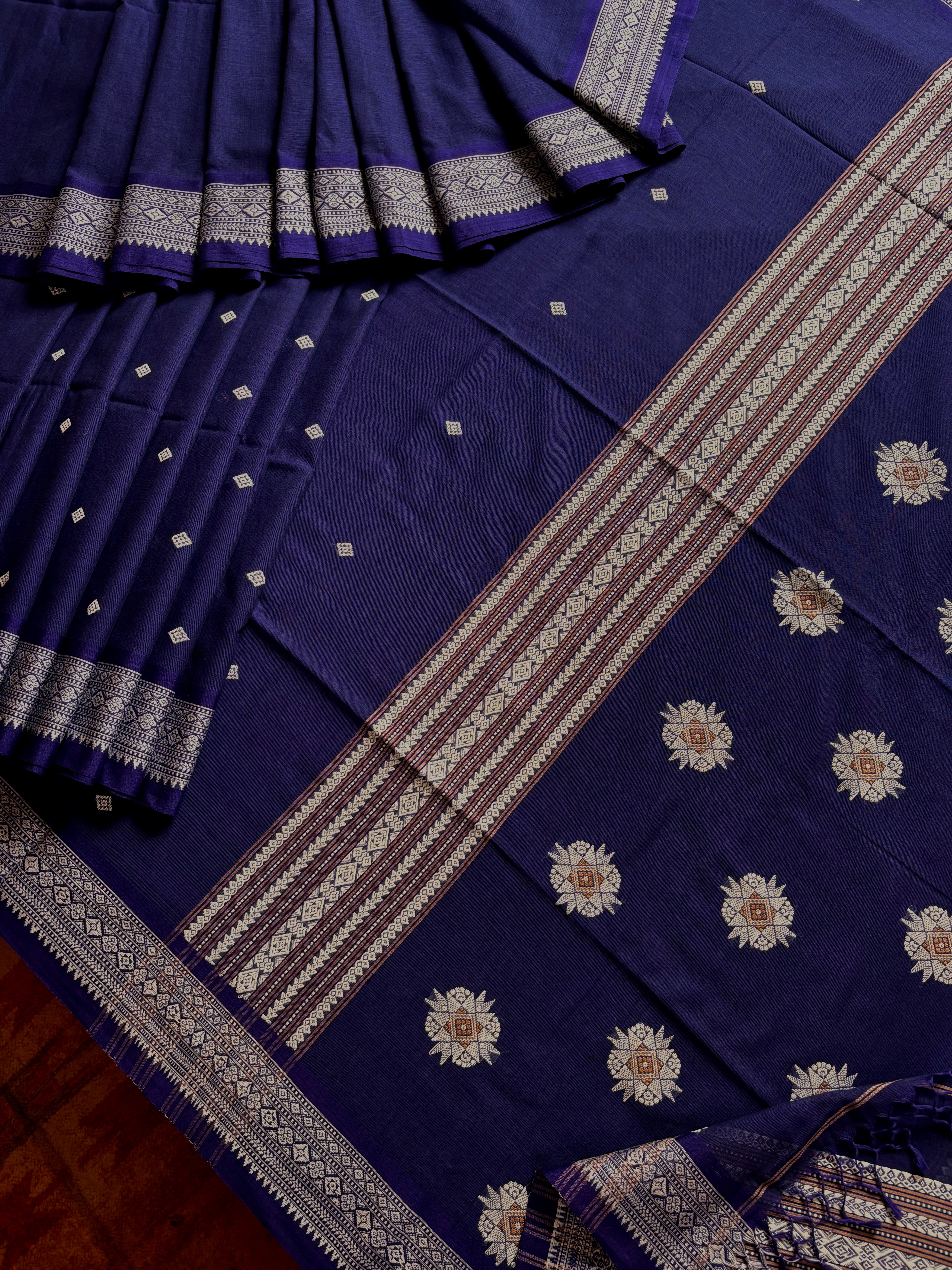 Handwoven Ink Blue Colour Phulia Cotton Saree