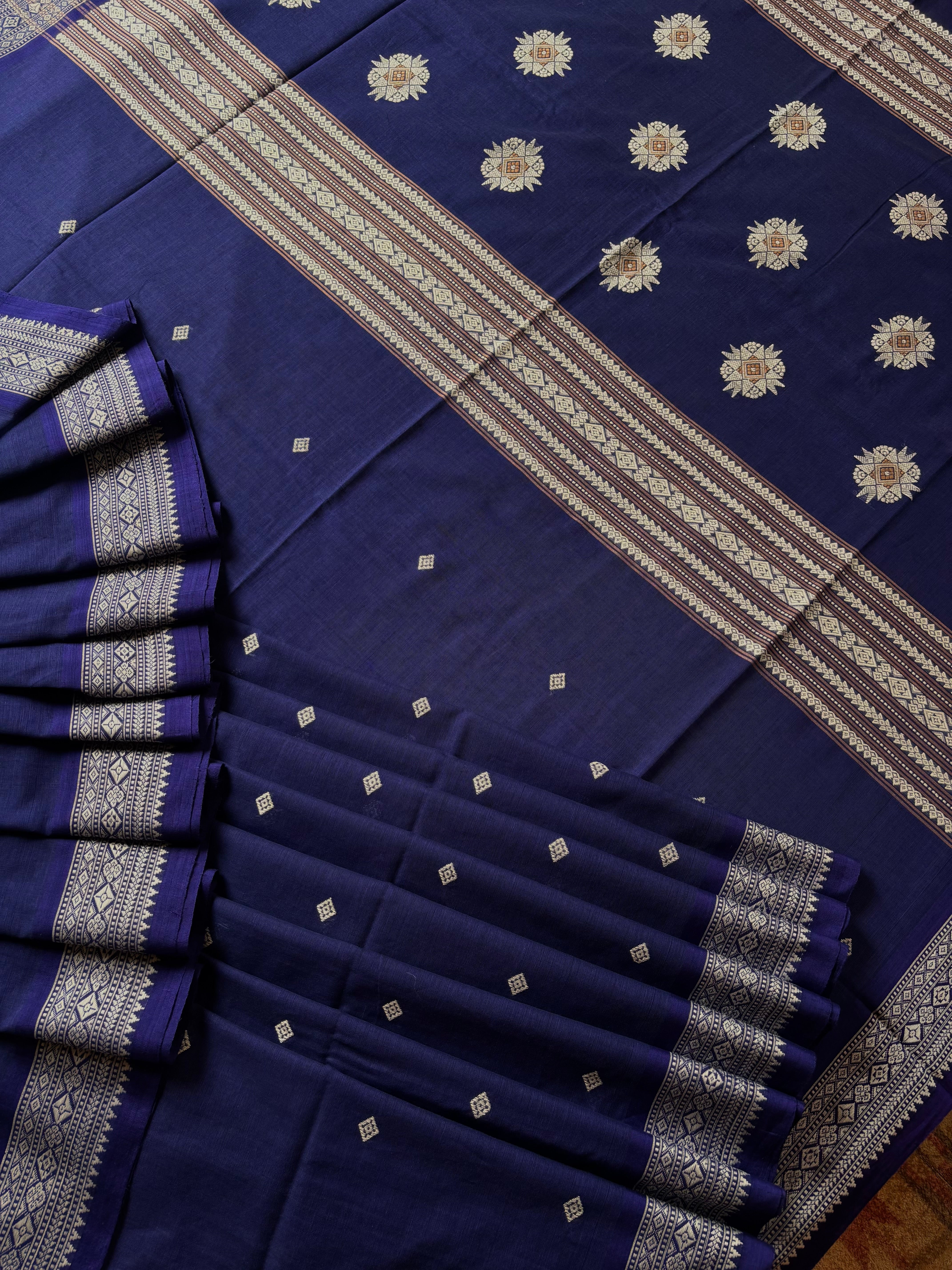 Handwoven Ink Blue Colour Phulia Cotton Saree