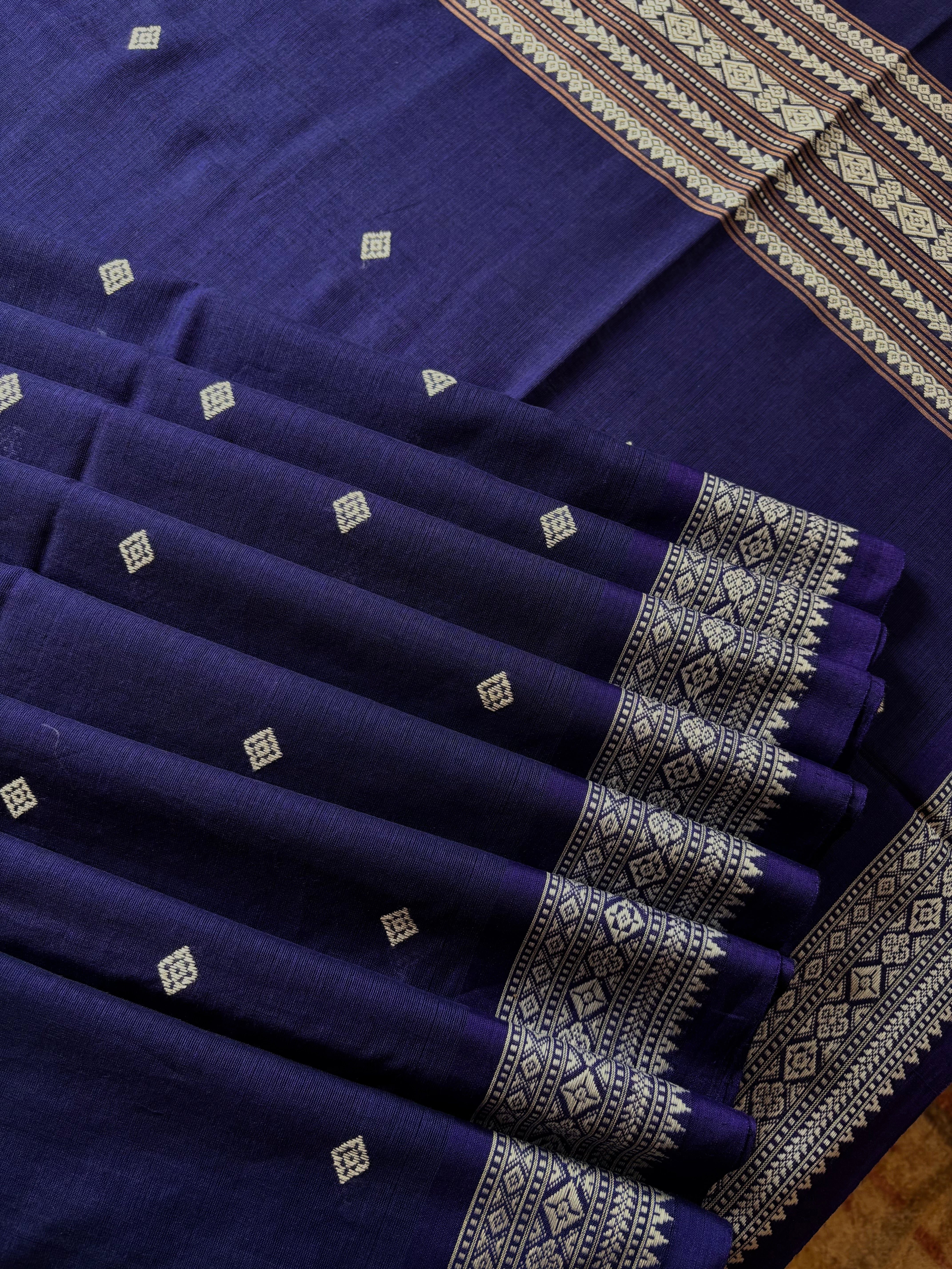 Handwoven Ink Blue Colour Phulia Cotton Saree