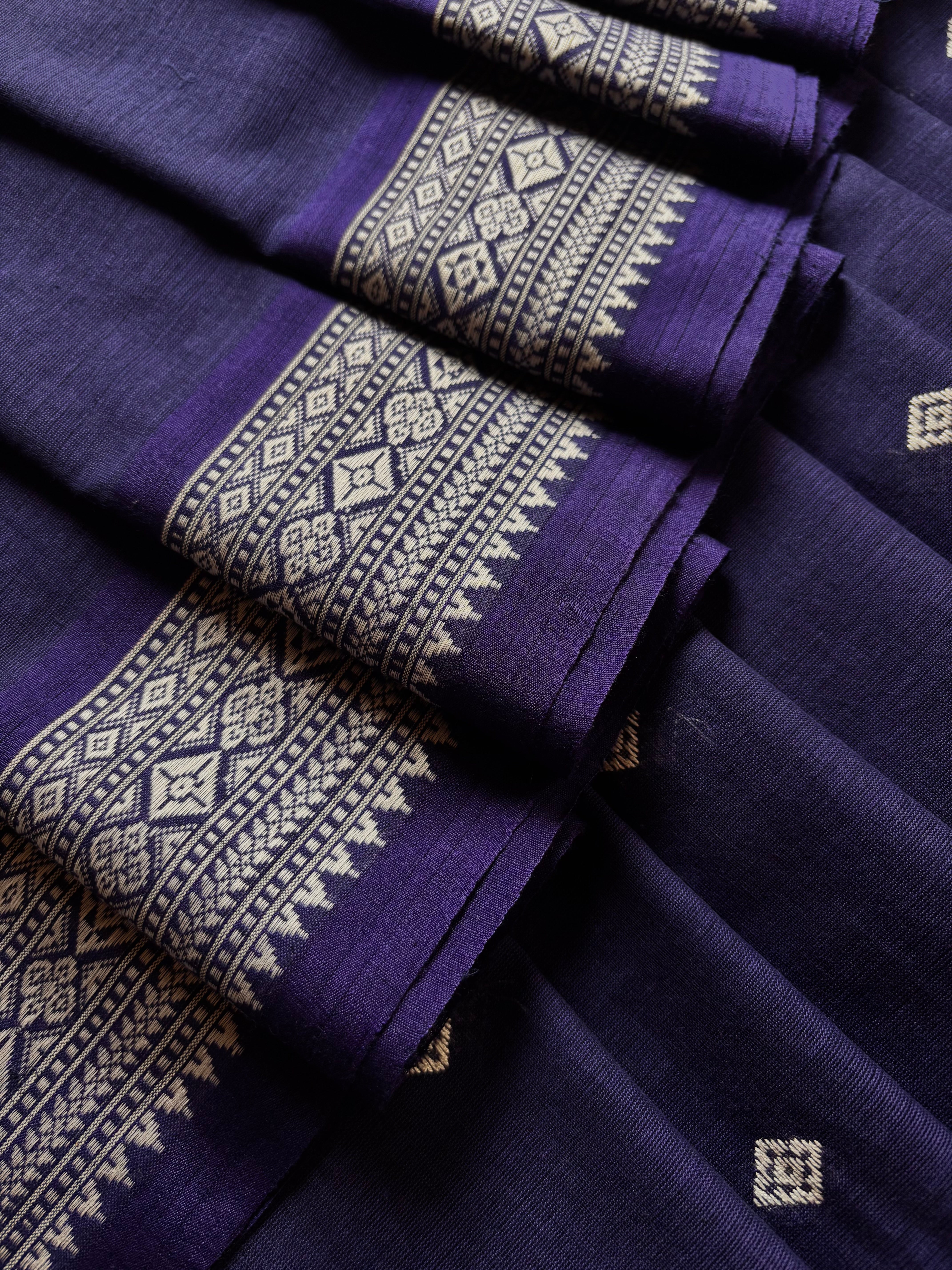 Handwoven Ink Blue Colour Phulia Cotton Saree