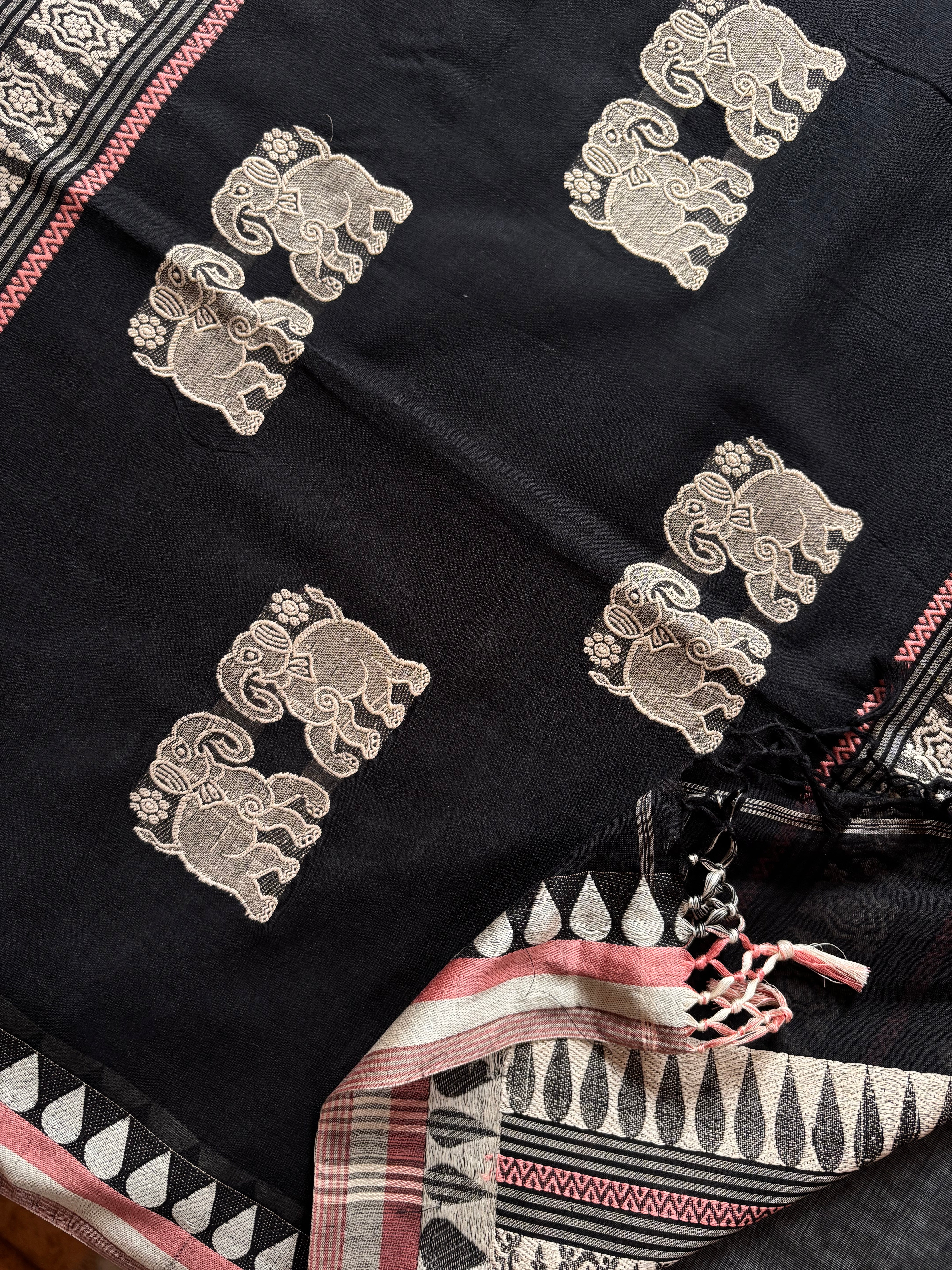 Handwoven Black Colour Phulia Cotton Saree