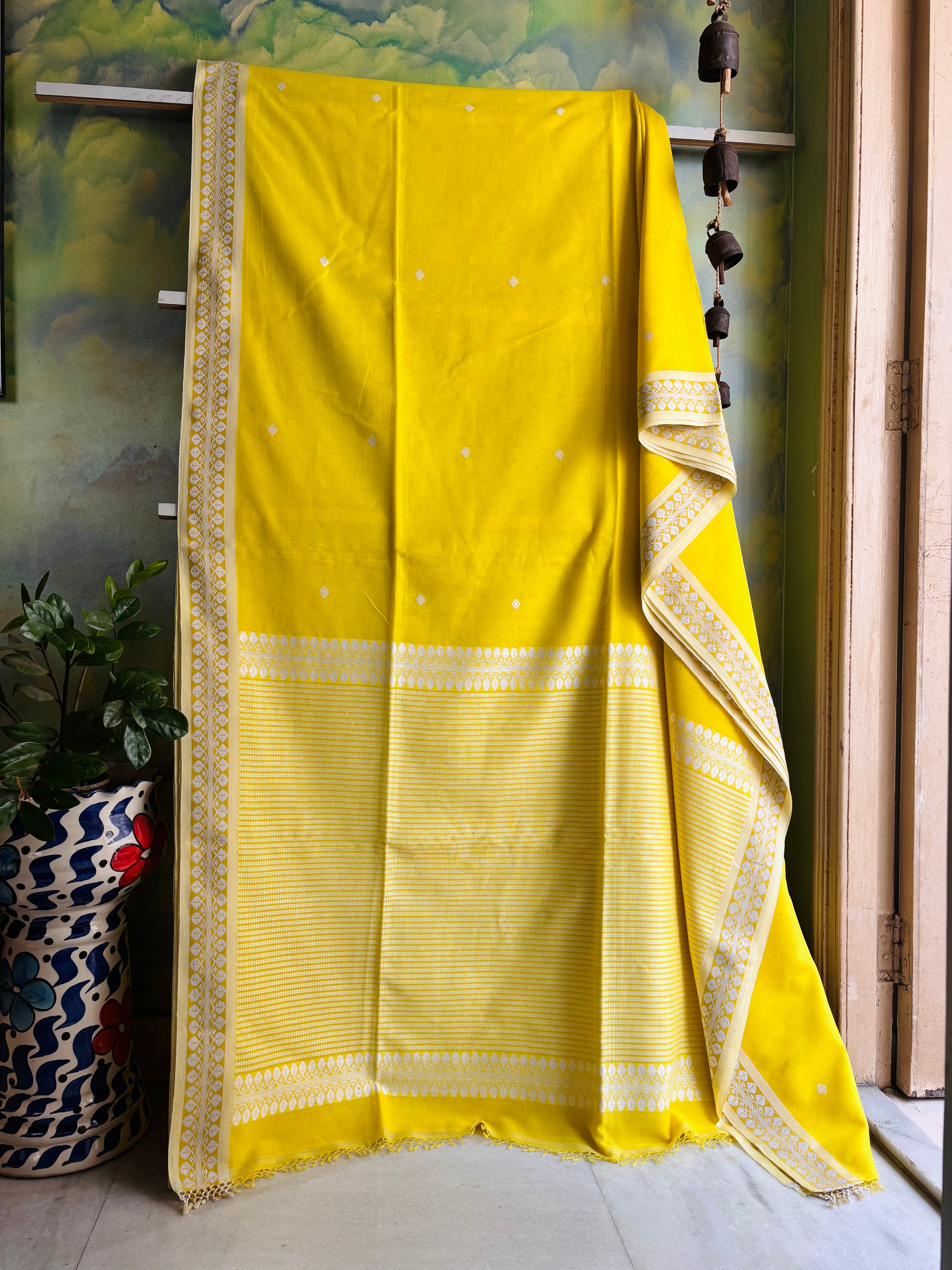 Handwoven Lemon Yellow Colour Phulia Cotton Saree