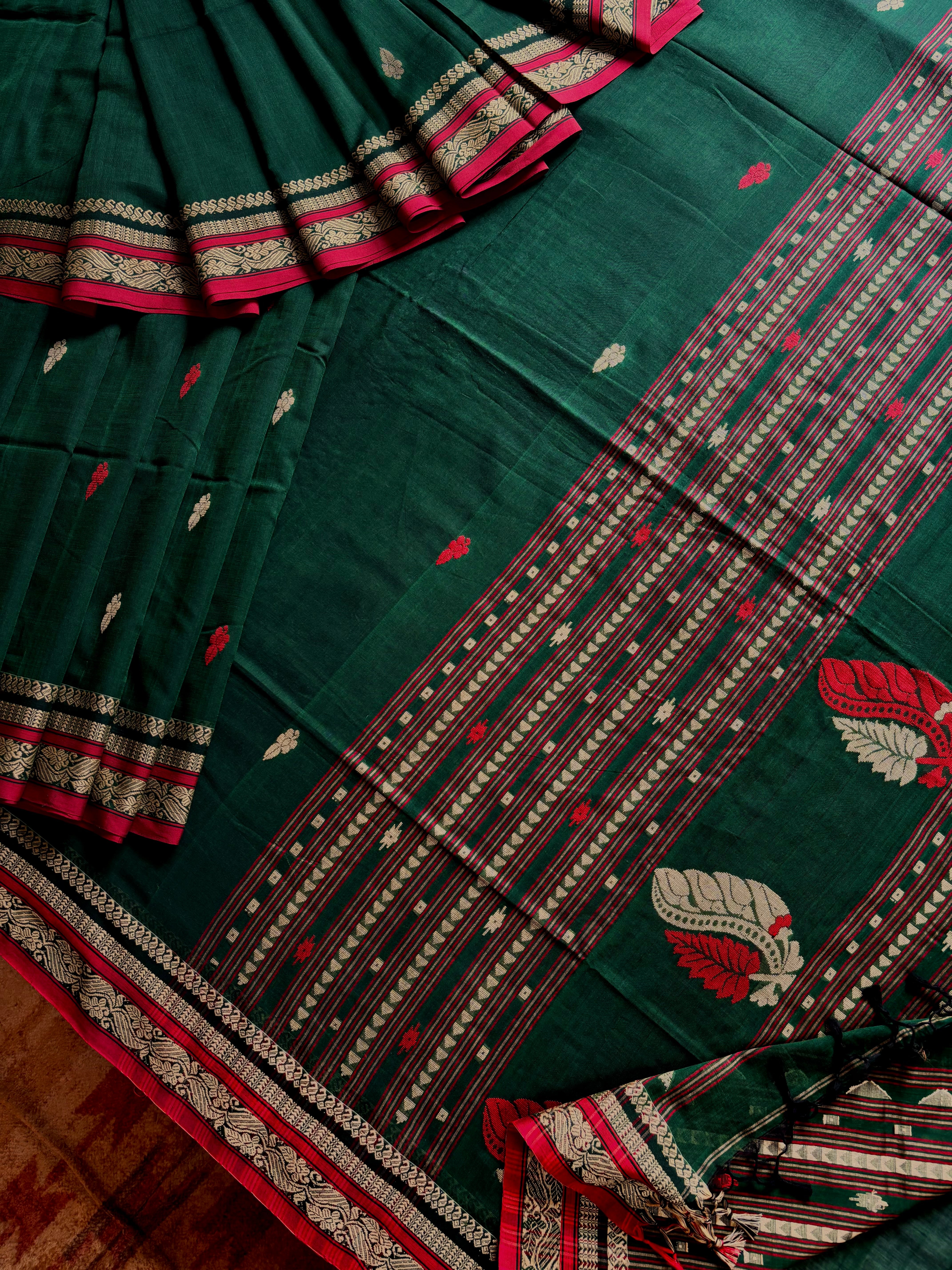 Handwoven Green Colour Phulia Cotton Saree