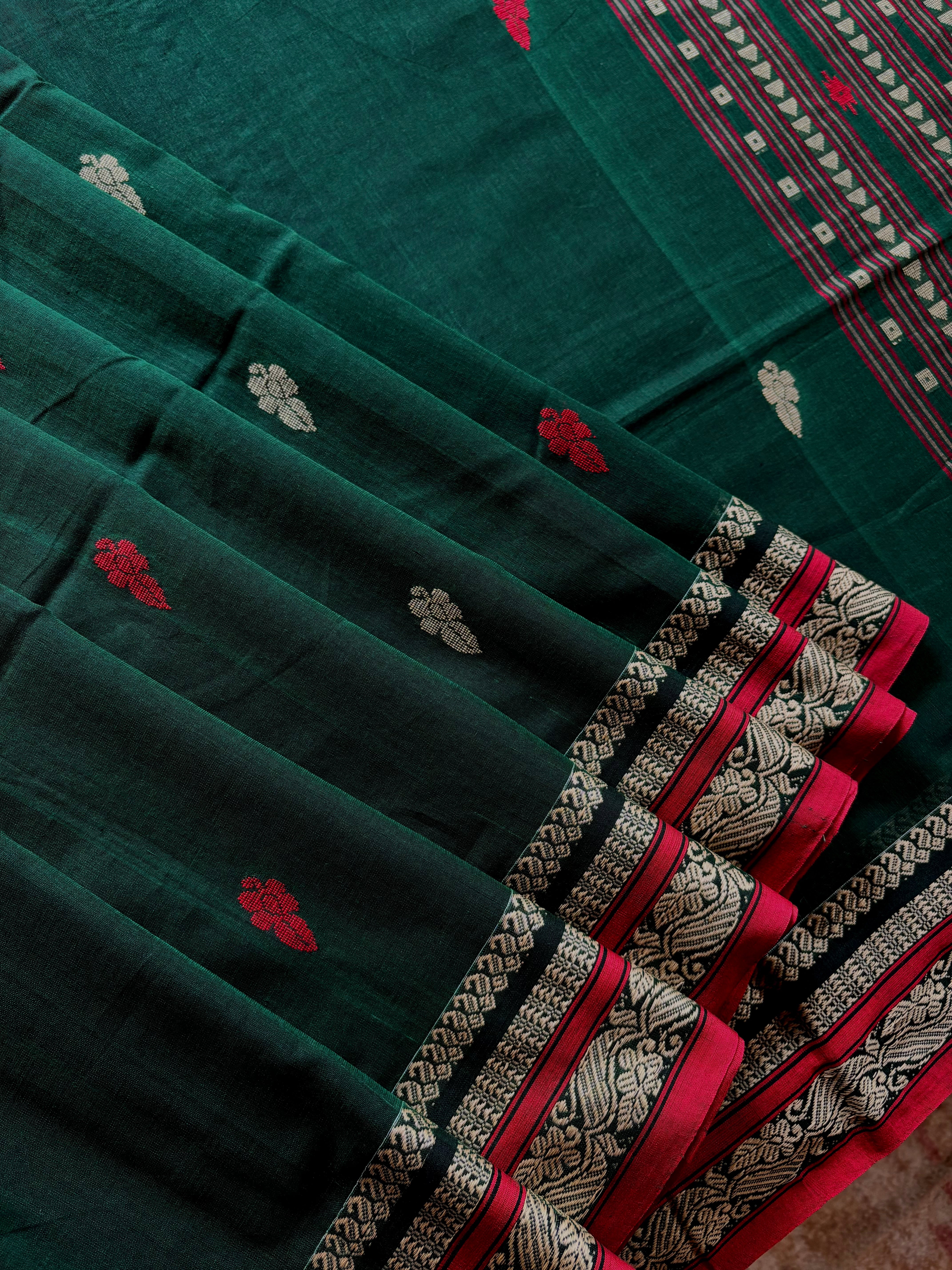 Handwoven Green Colour Phulia Cotton Saree