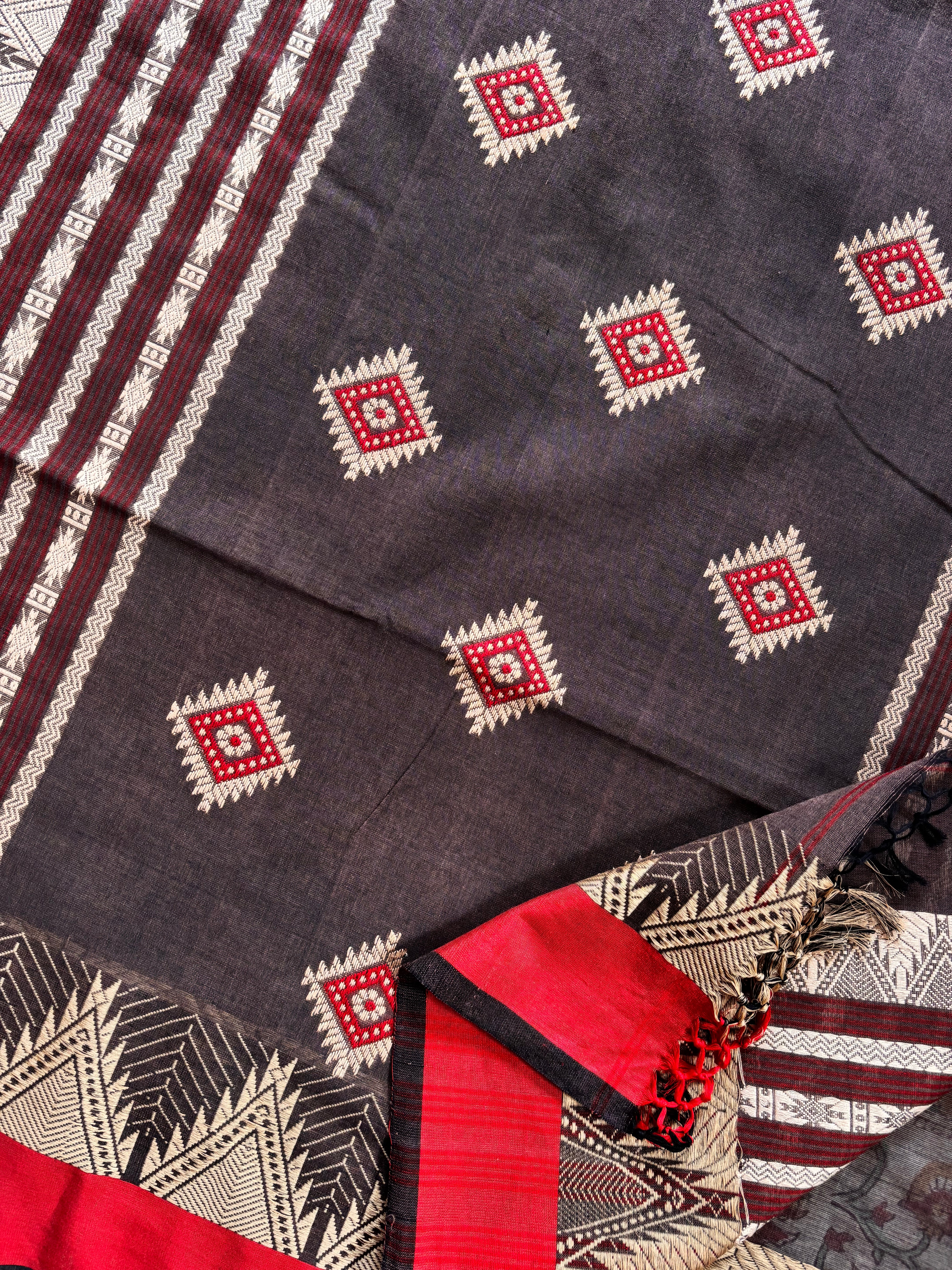 Handwoven Brown Colour Phulia Cotton Saree