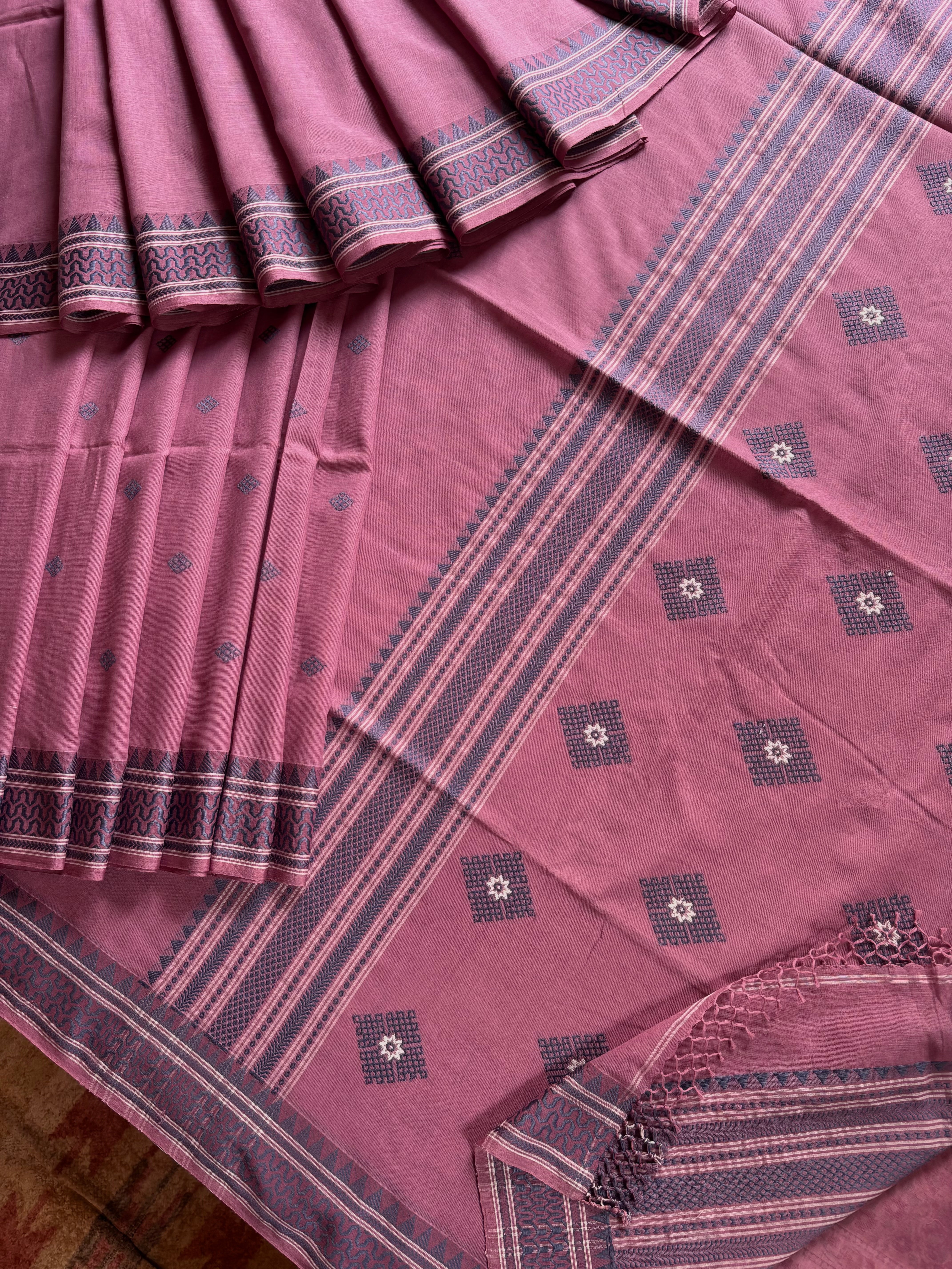 Handwoven Dusty Pink Colour Phulia Cotton Saree