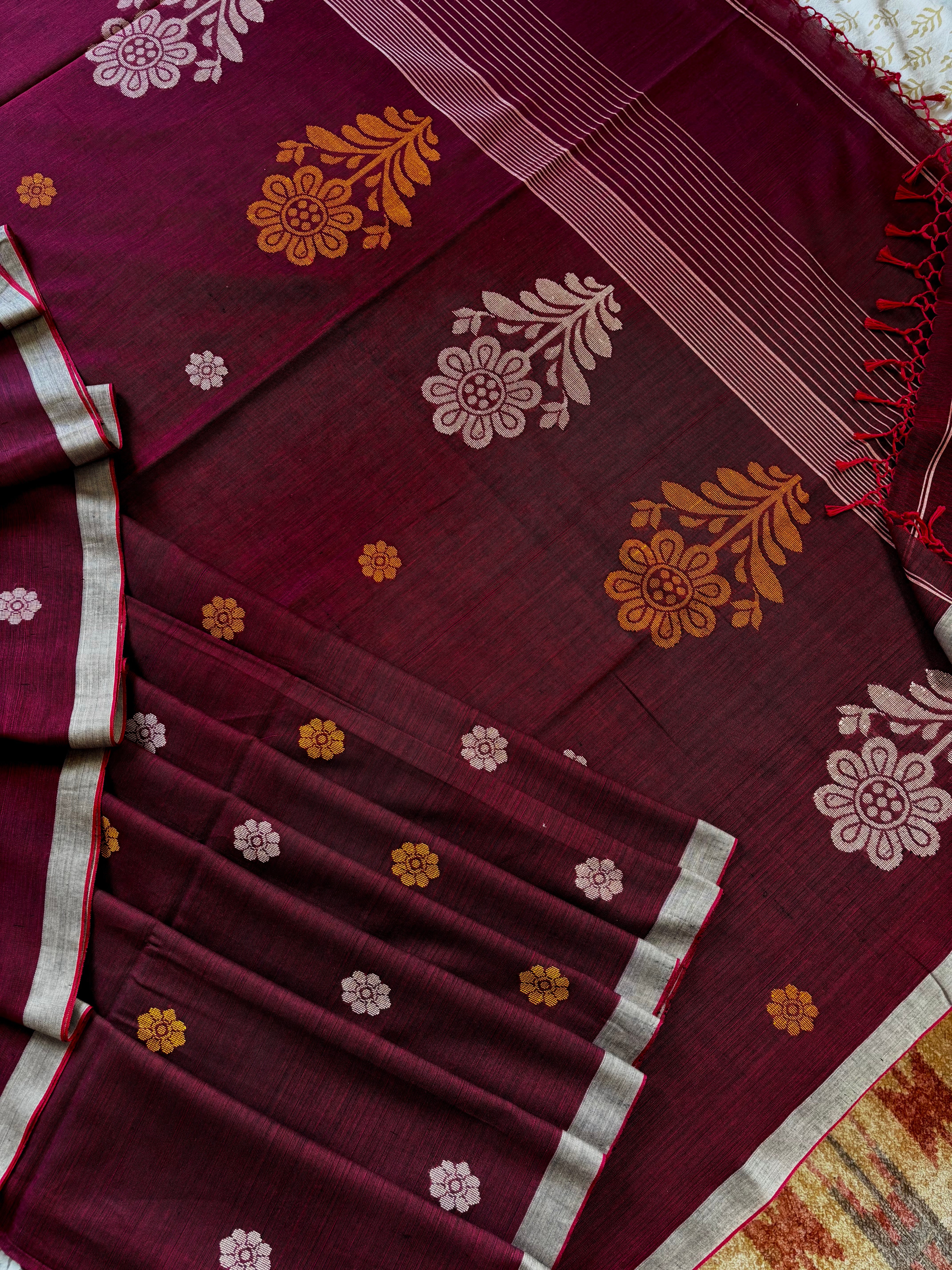 Handwoven Maroon Cotton Jamdani Saree