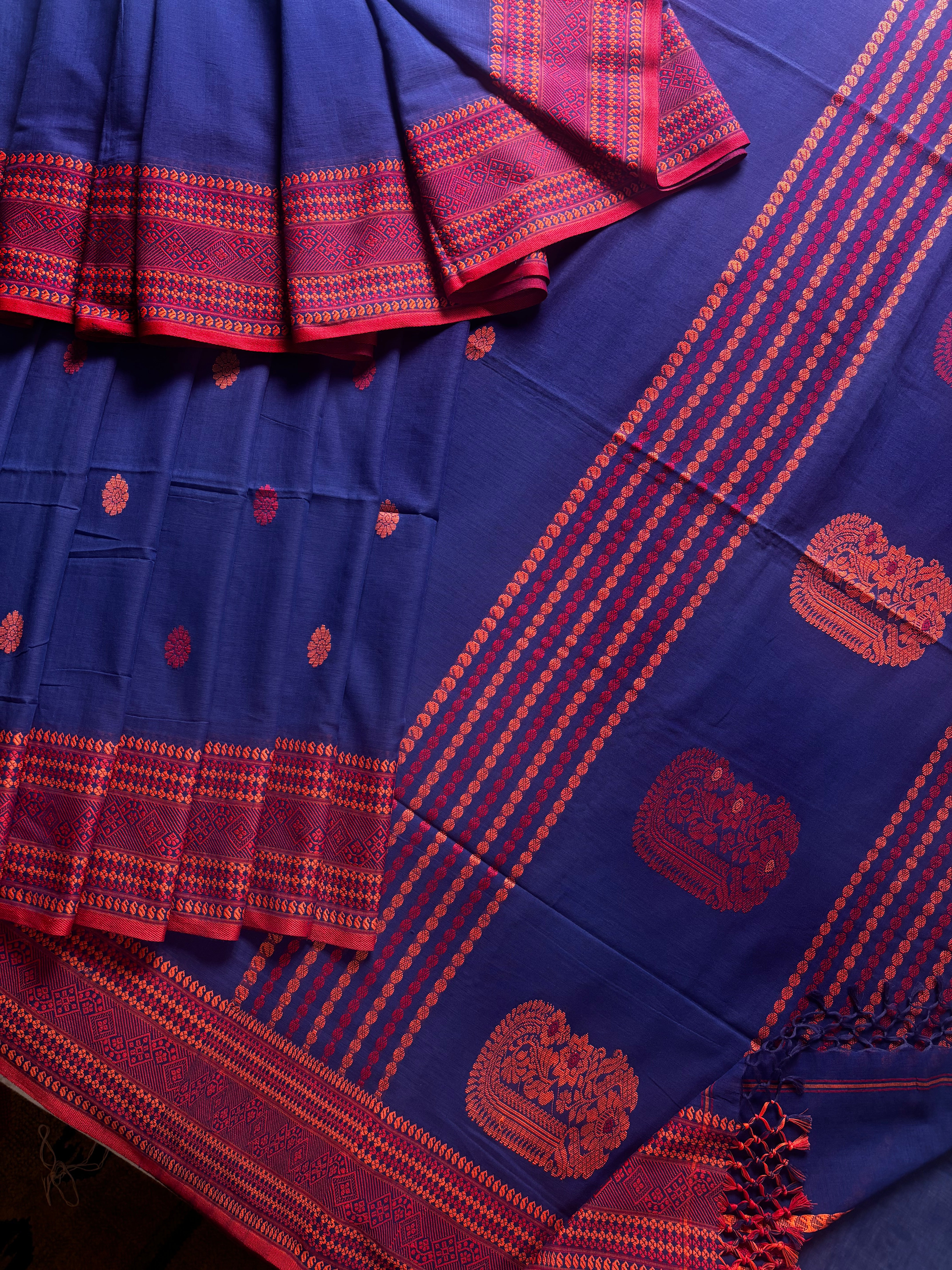 Handwoven Navy Blue Phulia Cotton Saree
