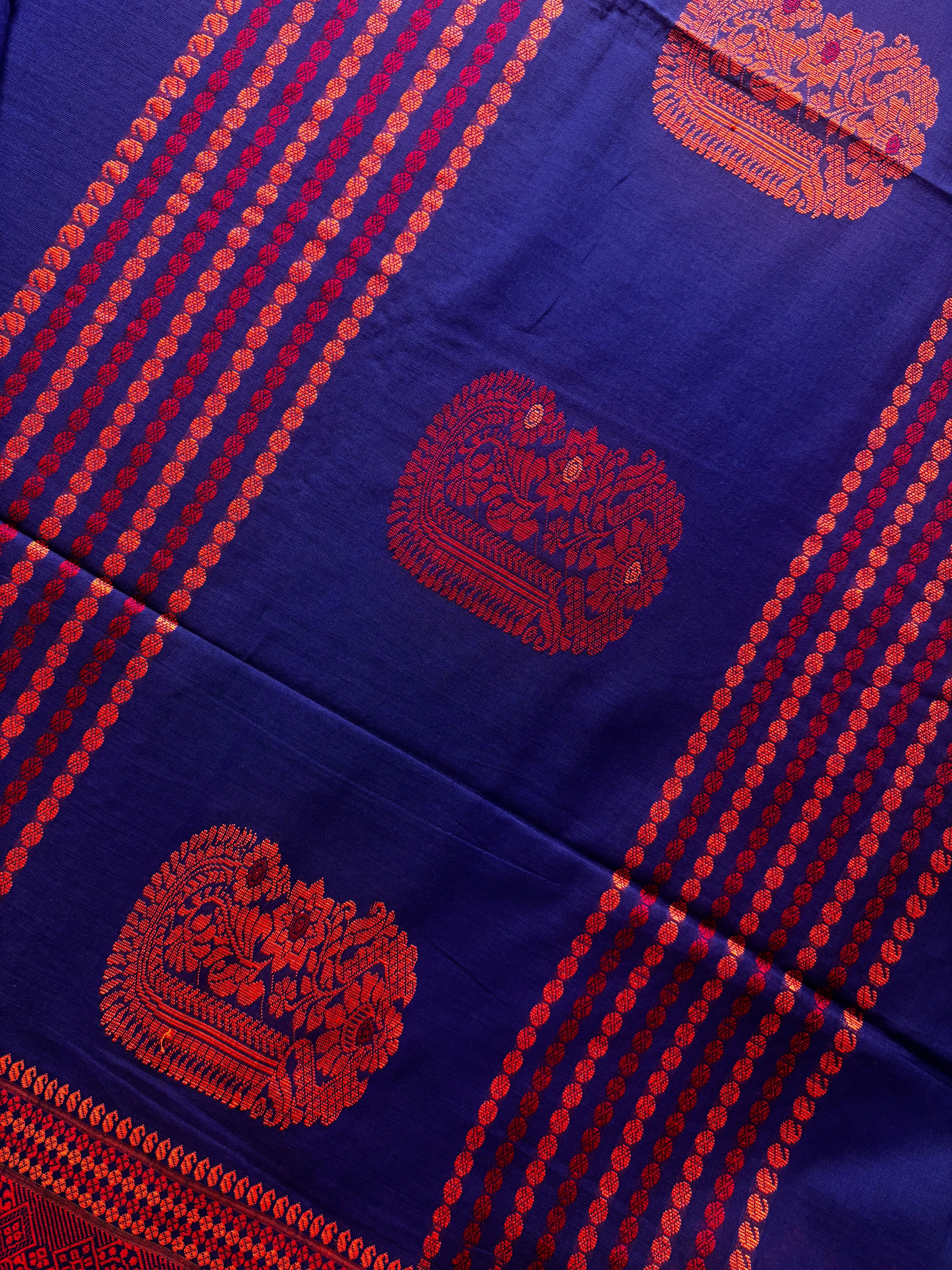 Handwoven Navy Blue Phulia Cotton Saree