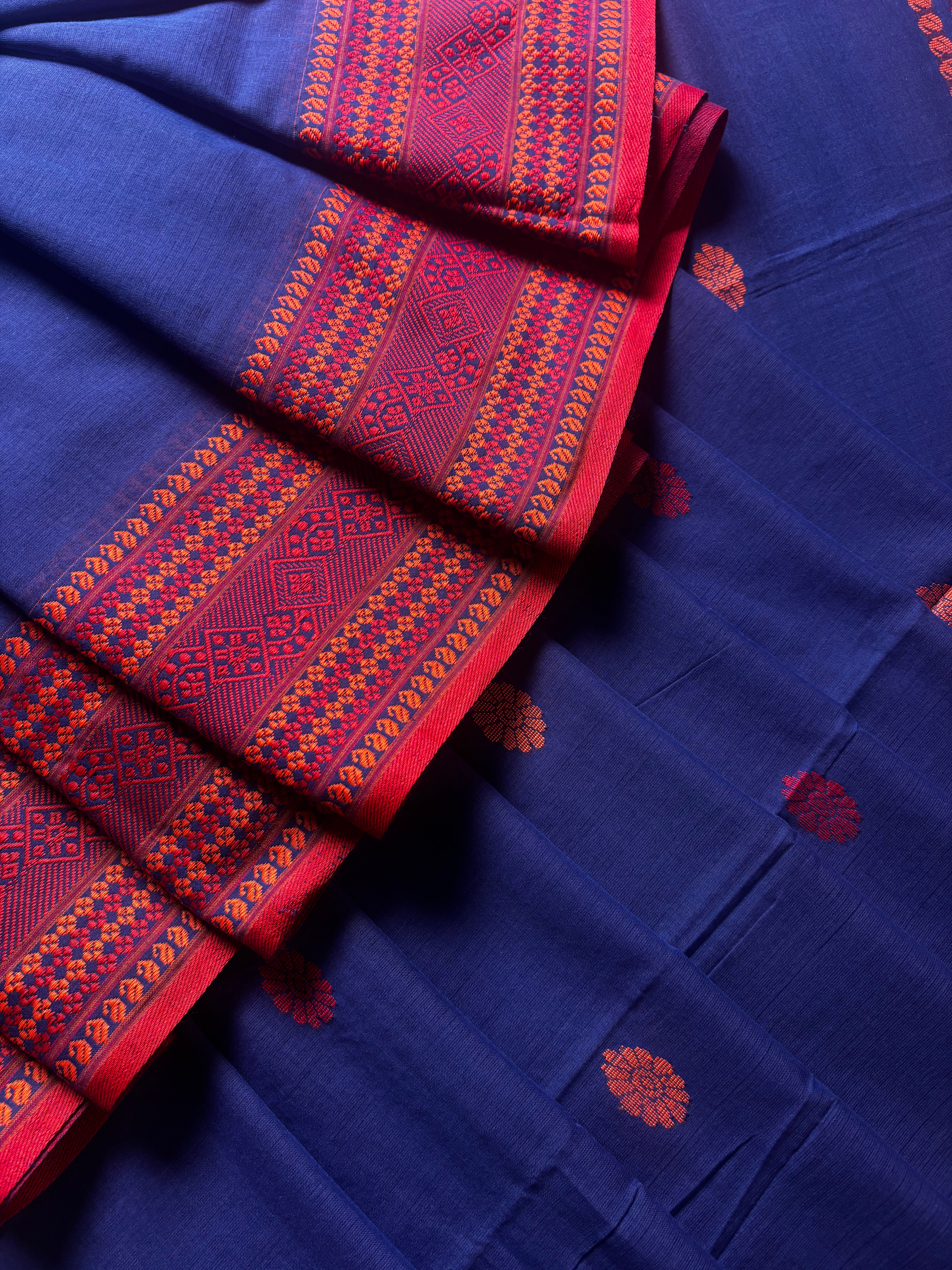 Handwoven Navy Blue Phulia Cotton Saree