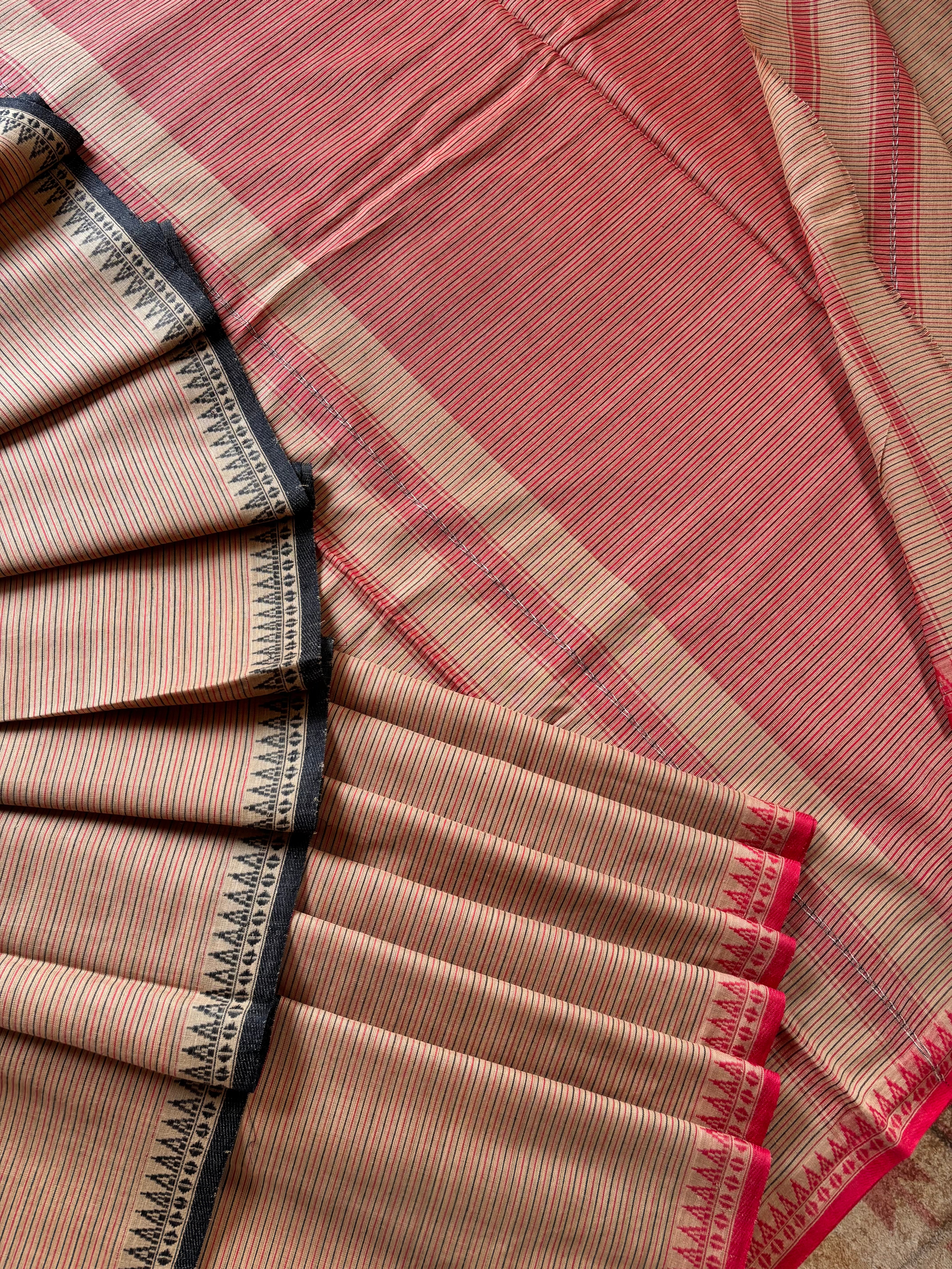 Handwoven Beige Colour Dhonekhali Cotton Saree